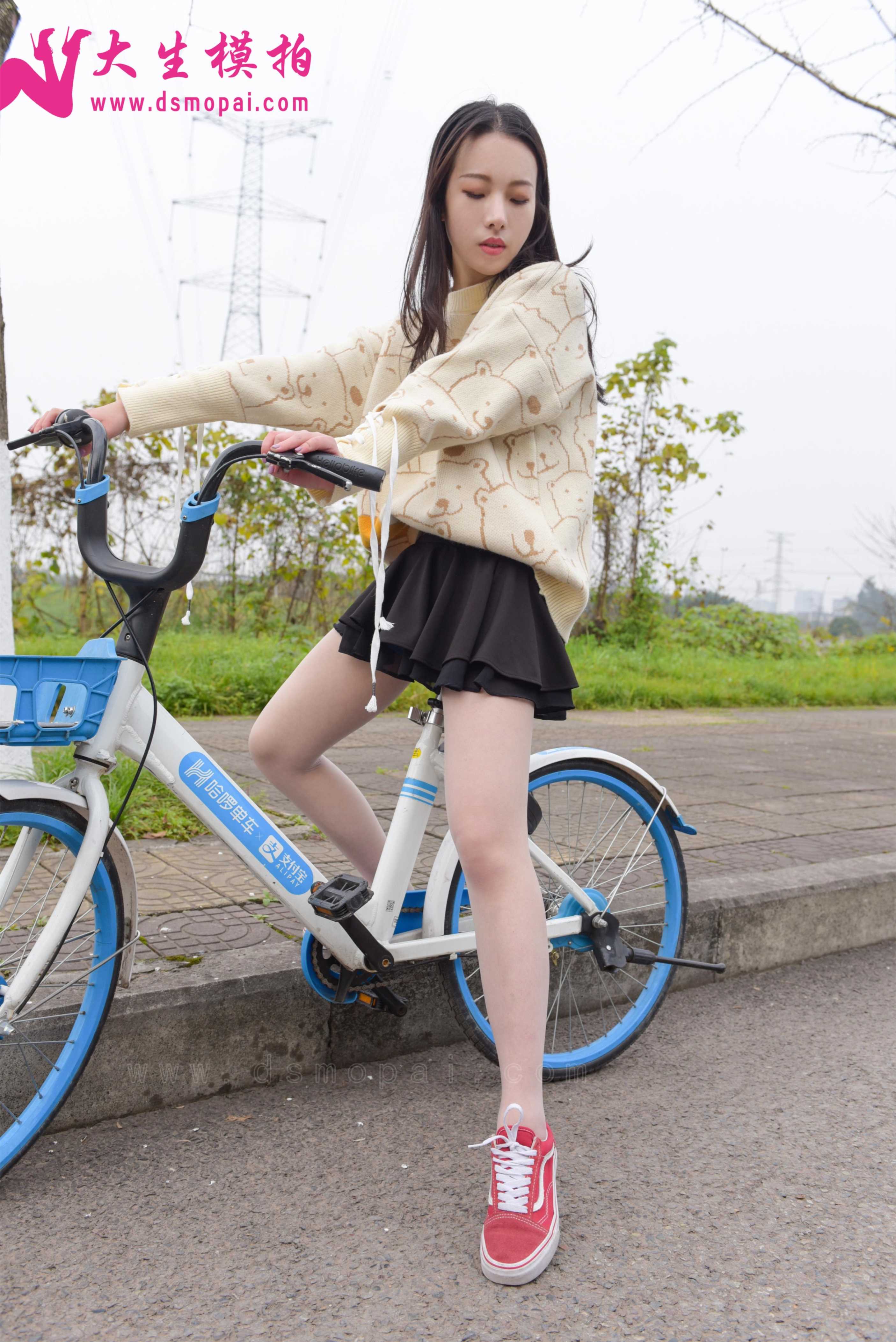 大生模拍 No.172 青青 单车少女 [49P145MB]