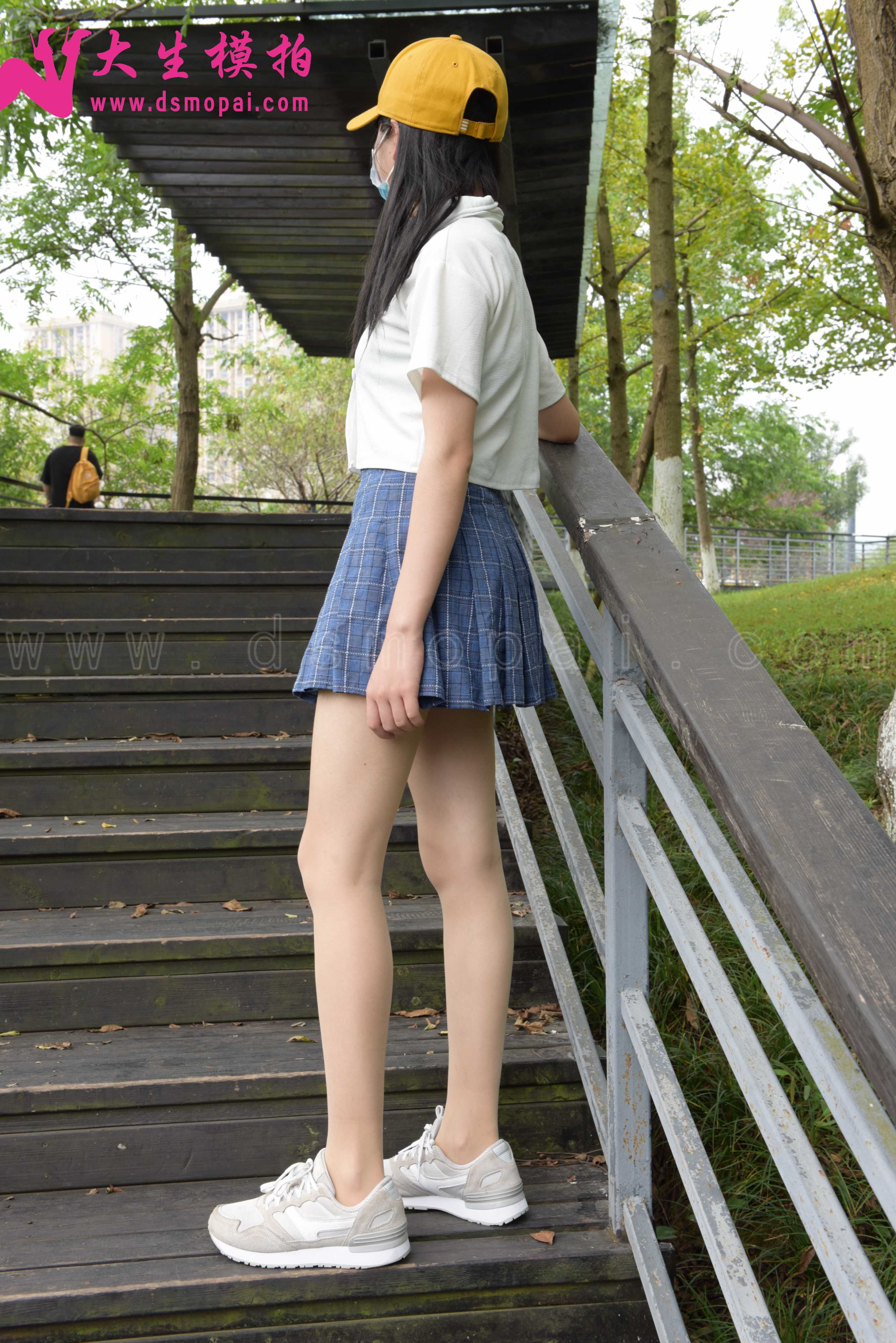 大生模拍 NO.196 饭饭 公园小憩 [66P1V591MB]