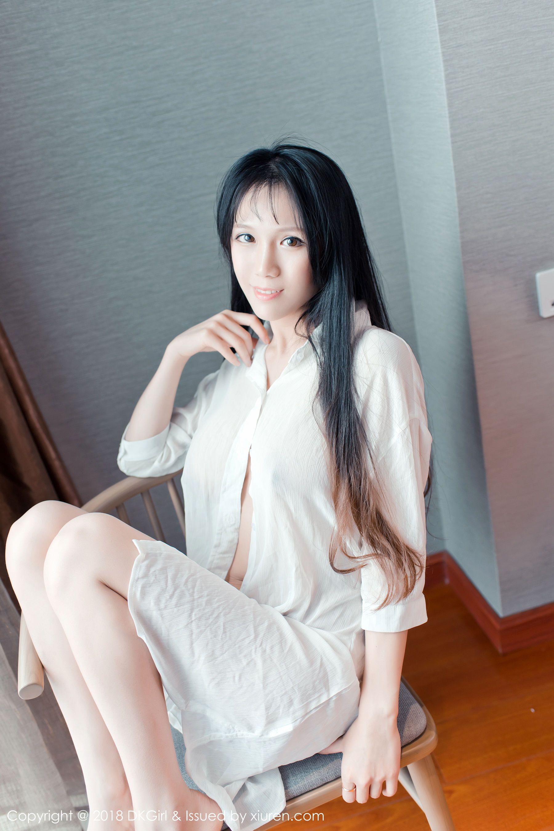 李可可《童颜巨乳，F乳真空演绎》 御女郎DKGirl Vol.070 [46P]