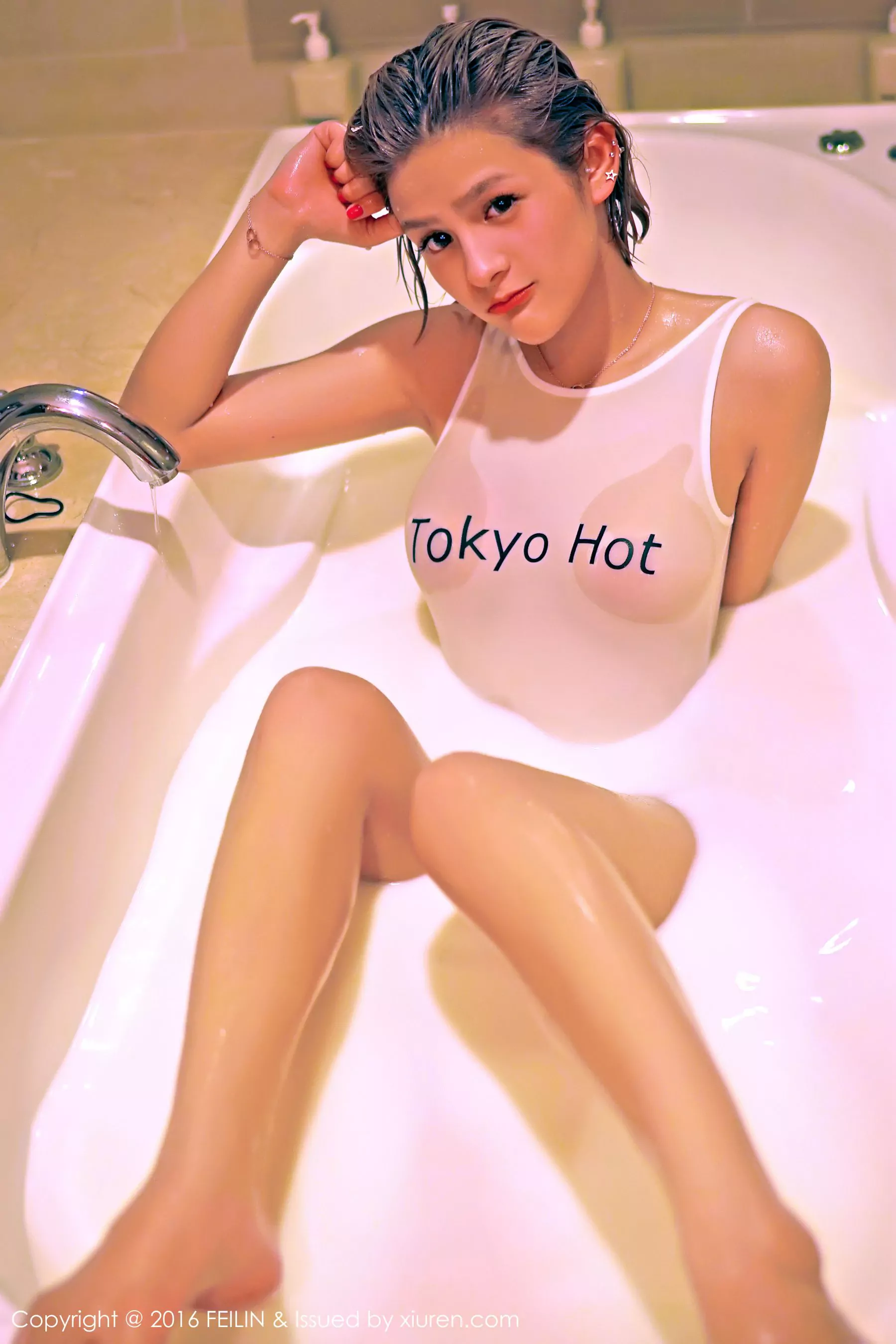 史雯Swan《Tokyo Hot湿身+蕾丝内衣》 嗲囡囡 Vol.037