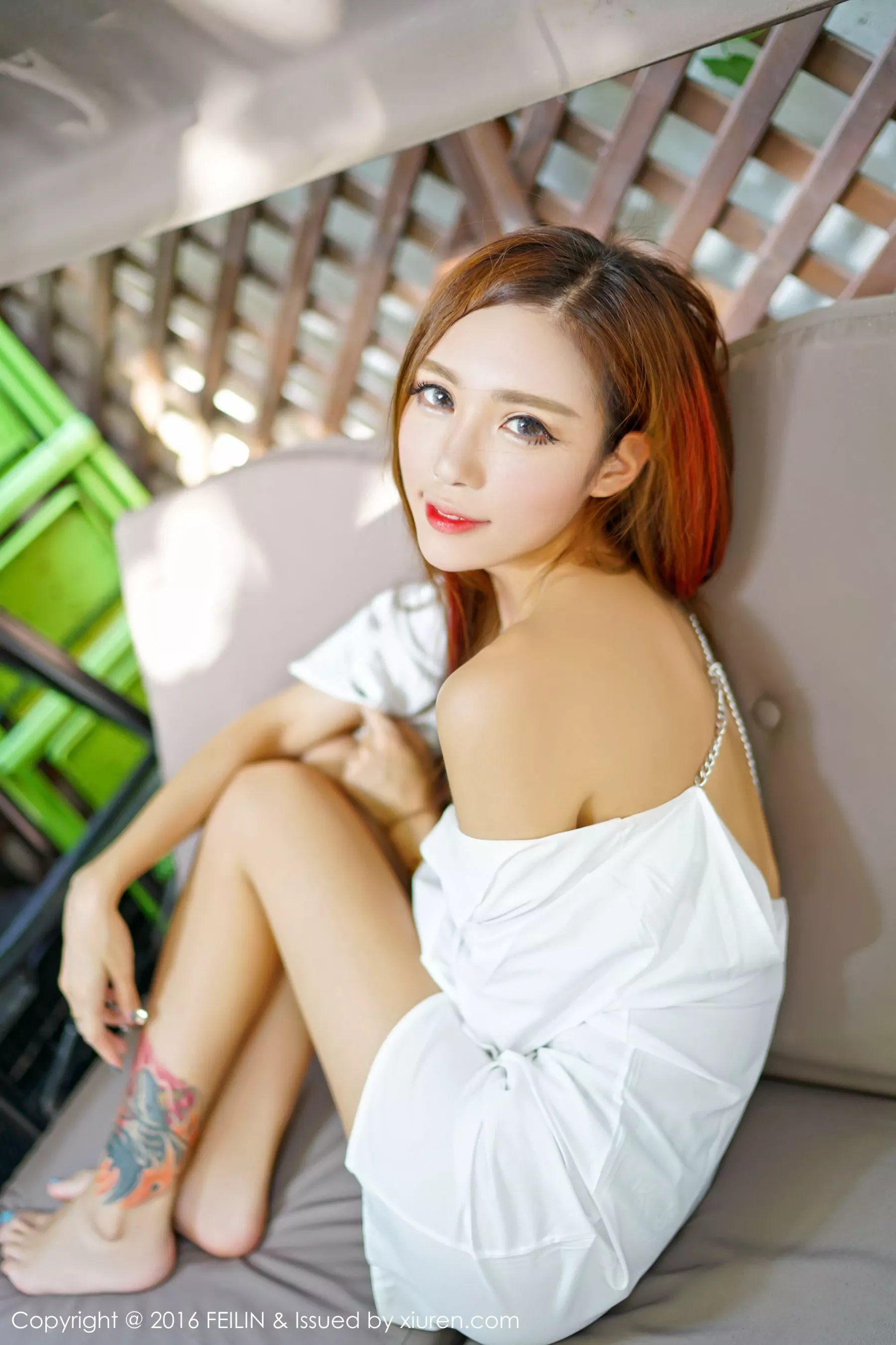 梦小楠小夜猫《美貌、身材与才艺集齐完美一身的女神主播》 嗲囡囡 Vol.055