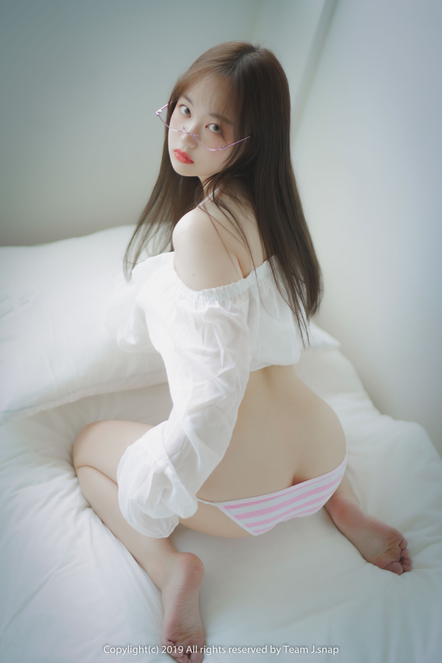 [PURE MEDIA] Vol.006 – Sia [65P]