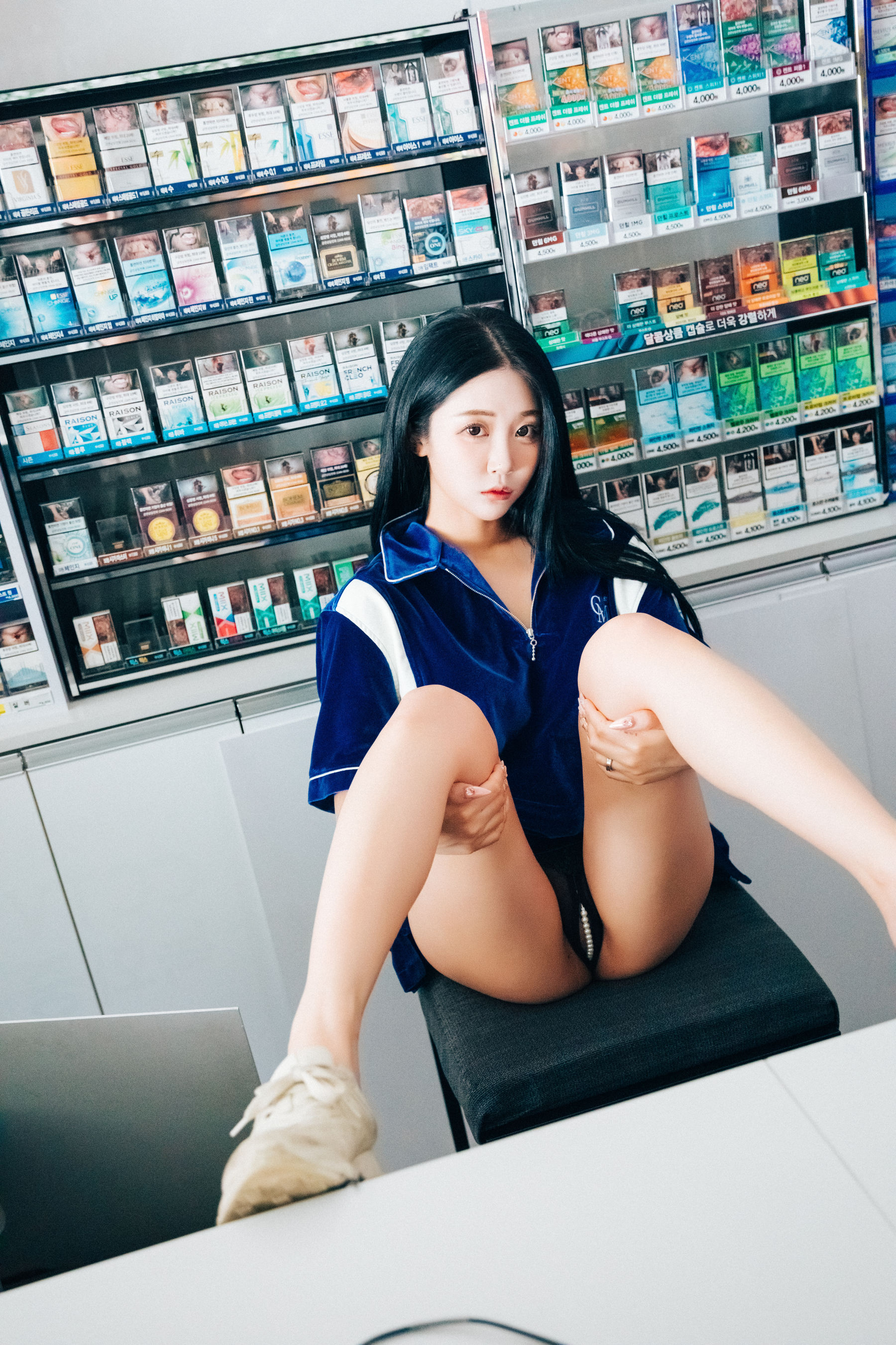 [LOOZY] Bomi – Part timer [124P]