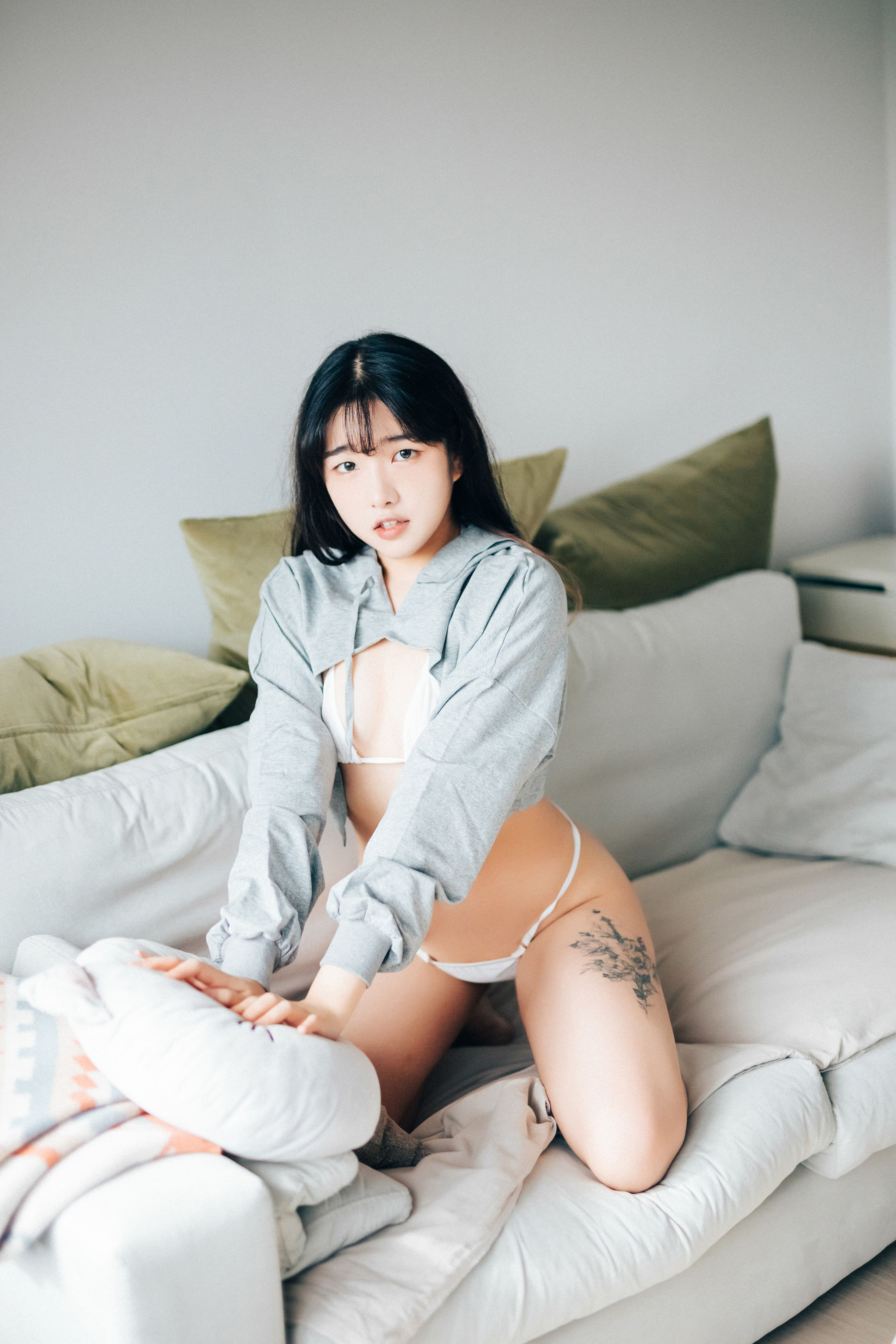 [LOOZY] Sonson – Date at home [107P]