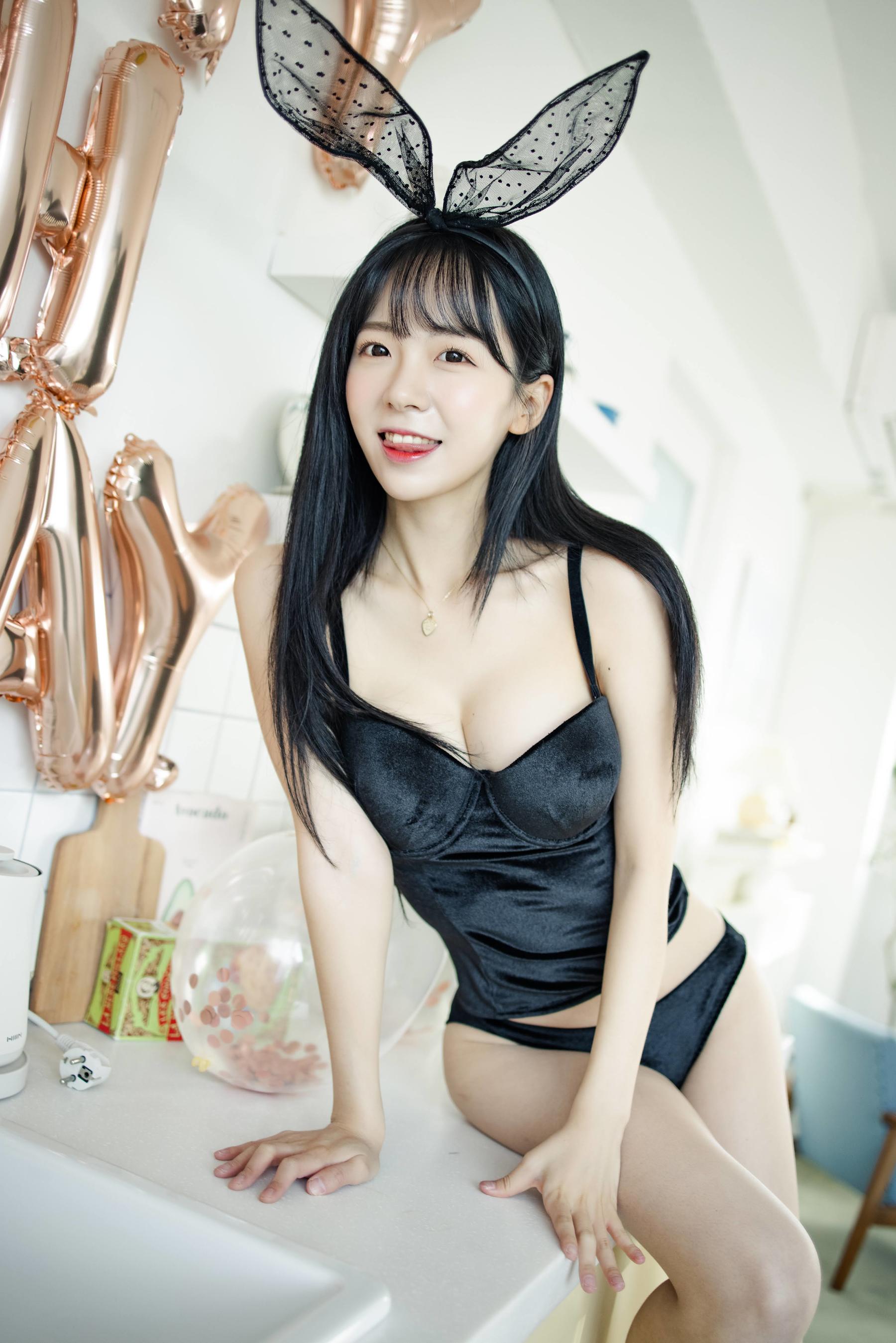 [PATREON] Sovely – HAPPY BIRTHDAY [138P]
