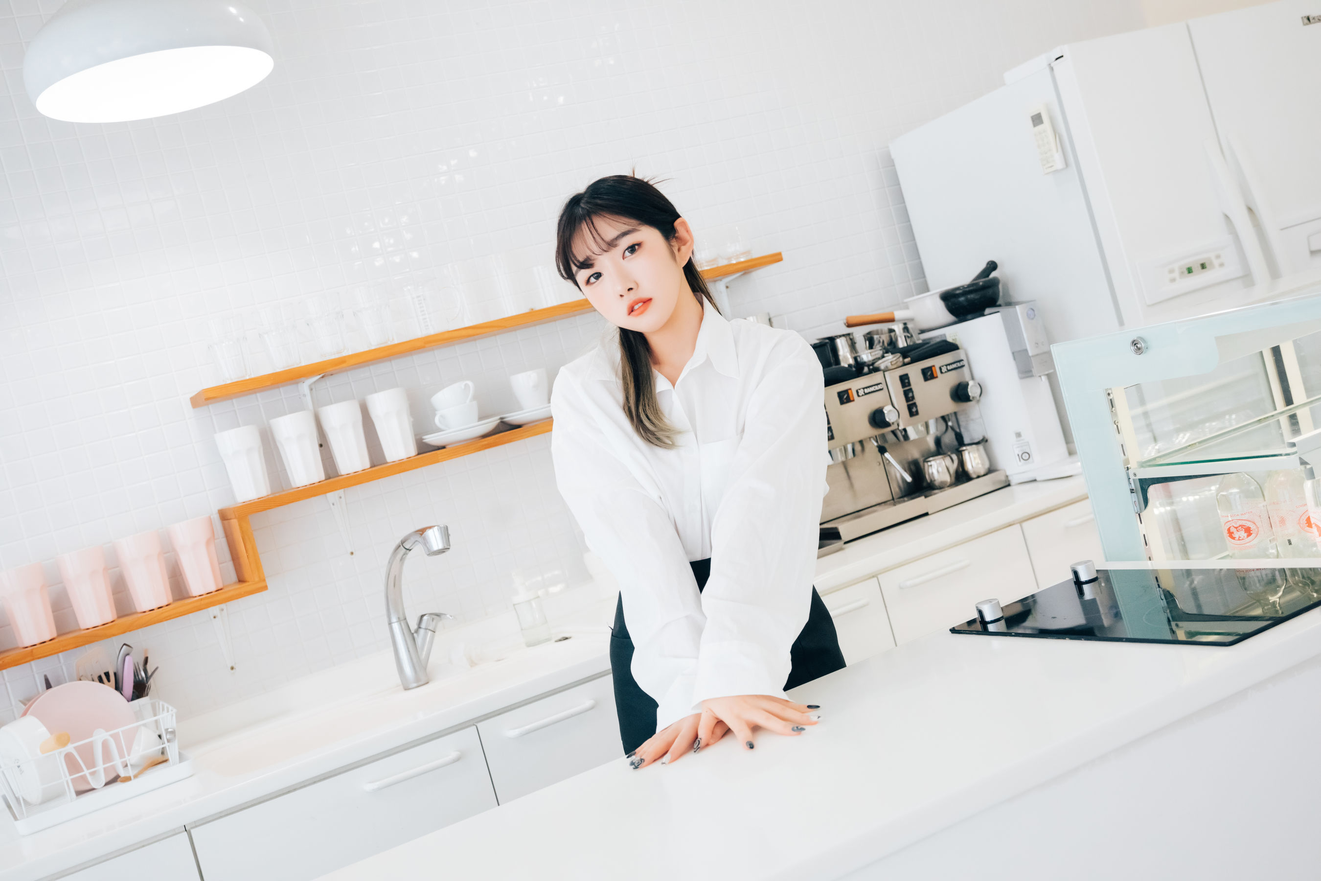 [LOOZY] Sonson – Nude Apron [104P]