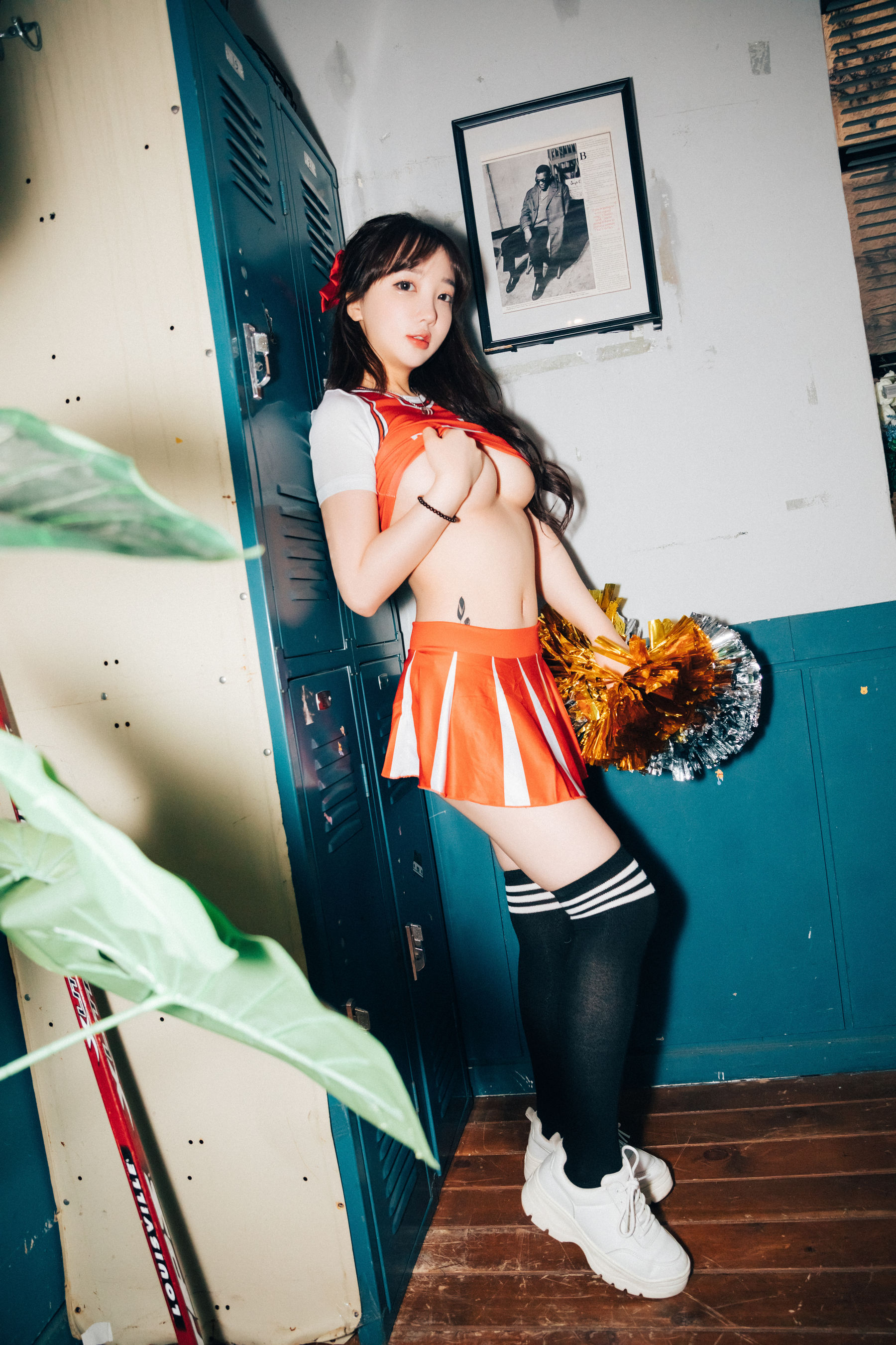 [LOOZY] Yeeun – Cheer Up + S.Ver [78P]