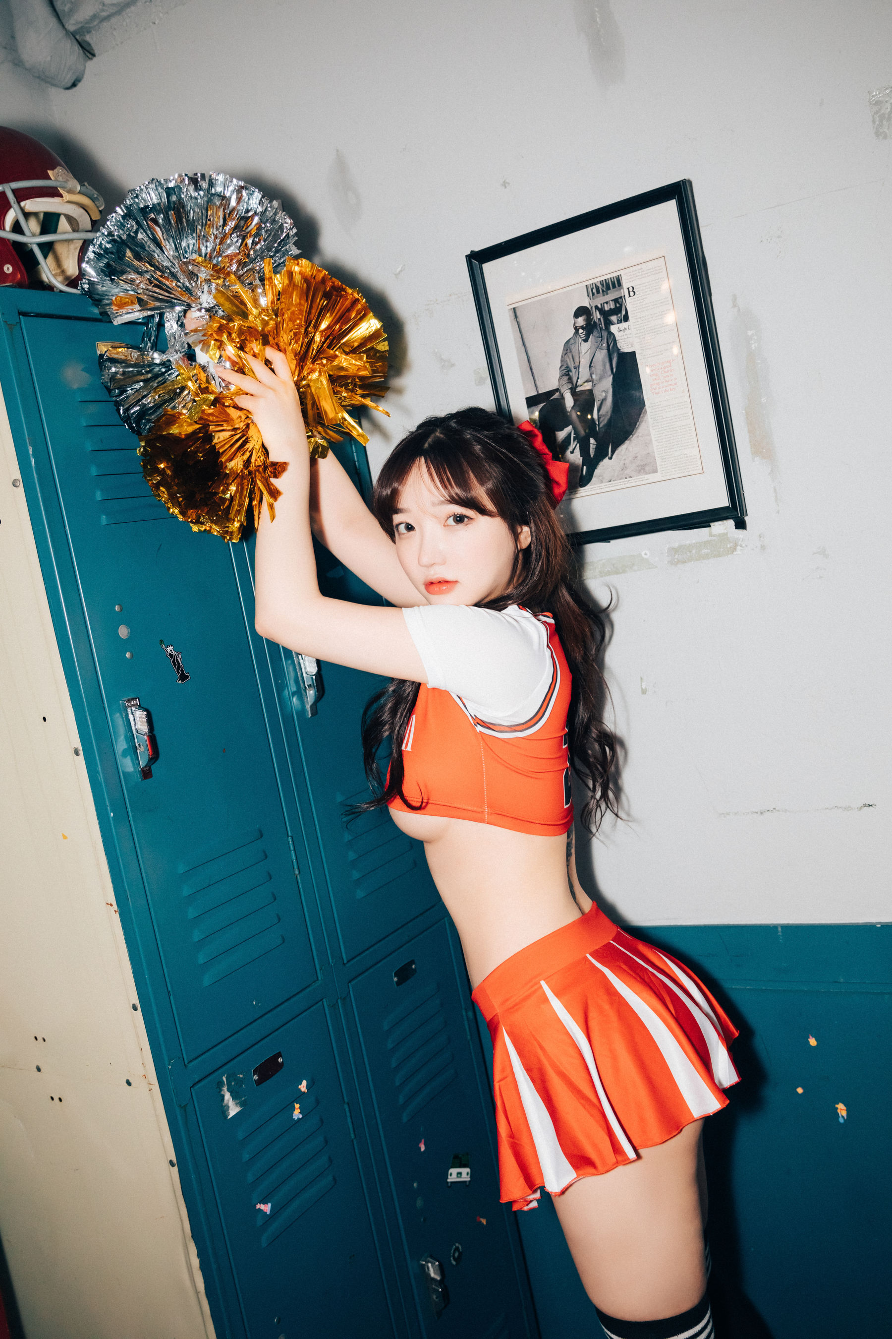 [LOOZY] Yeeun – Cheer Up + S.Ver [78P]