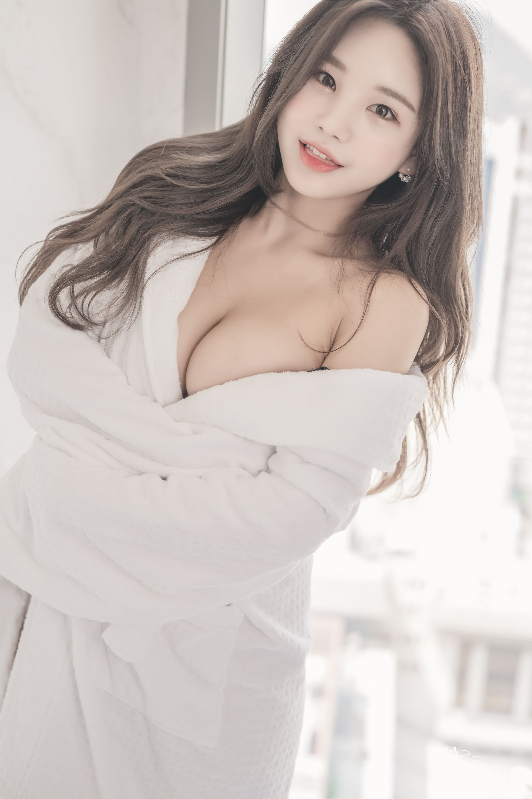 [saintphotolife] Zzyuri – Vol.10 White [60P]