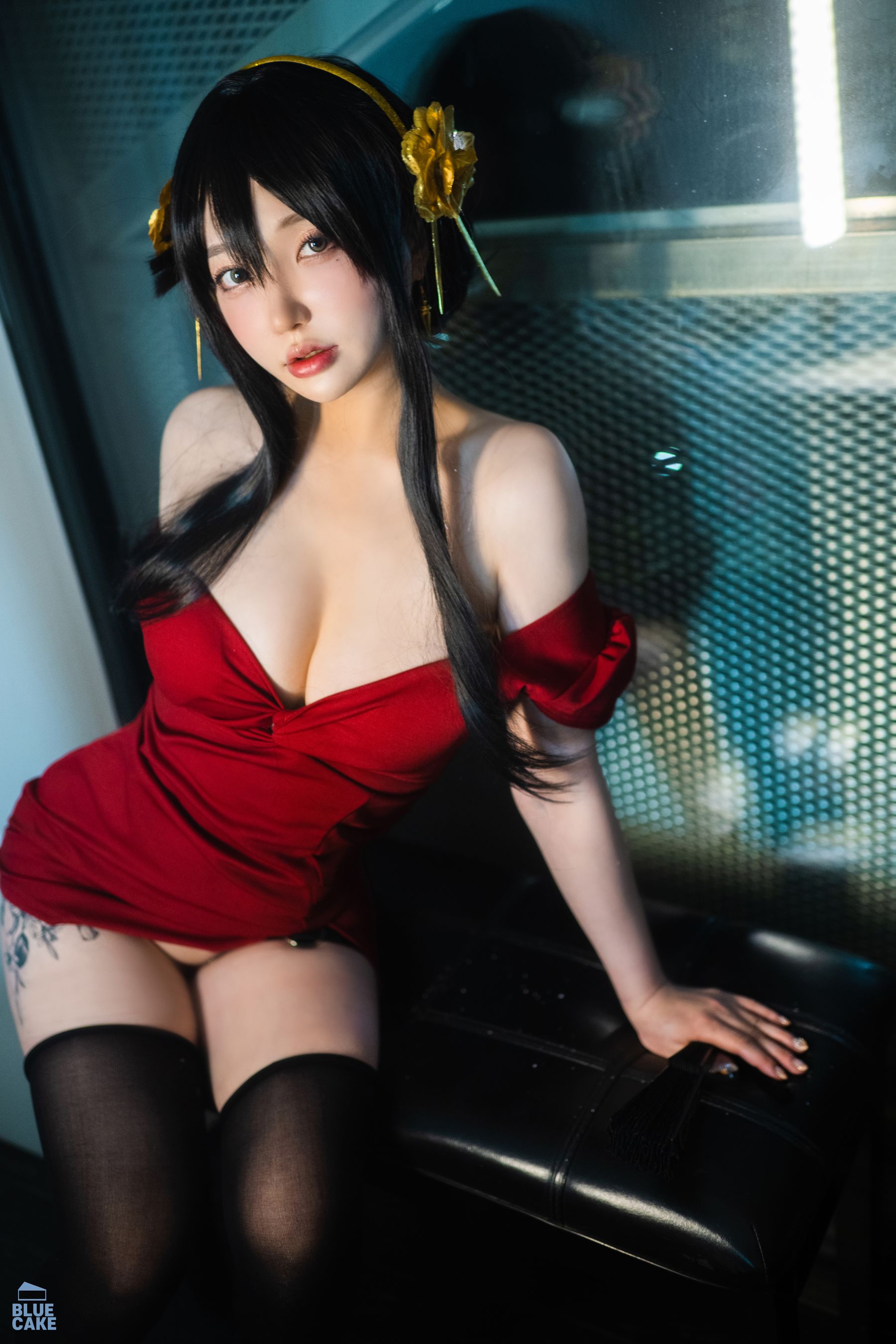 [BLUECAKE] YeEun – Black Rose [81P]