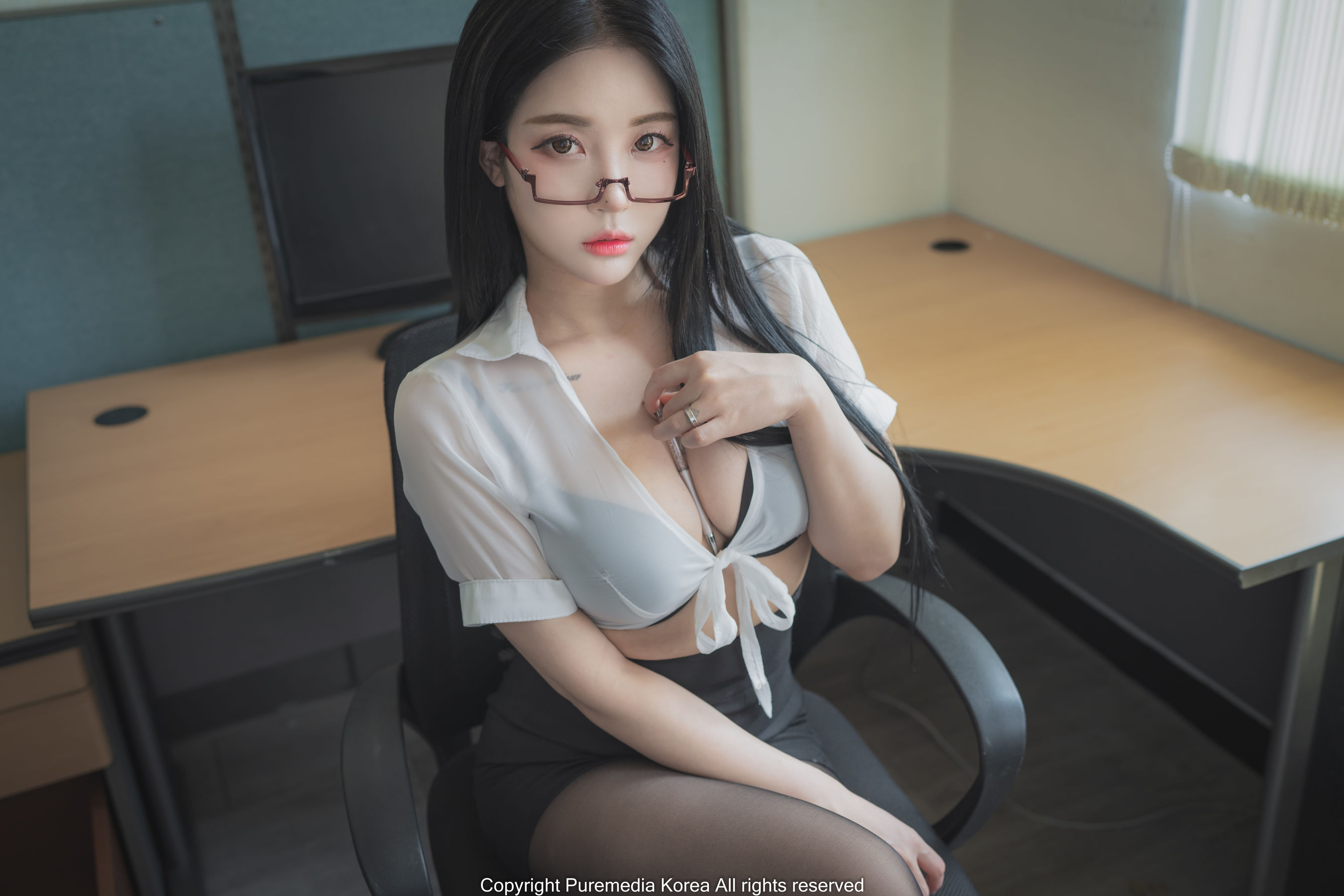 [PURE MEDIA] Vol.182 – Bomi [95P]