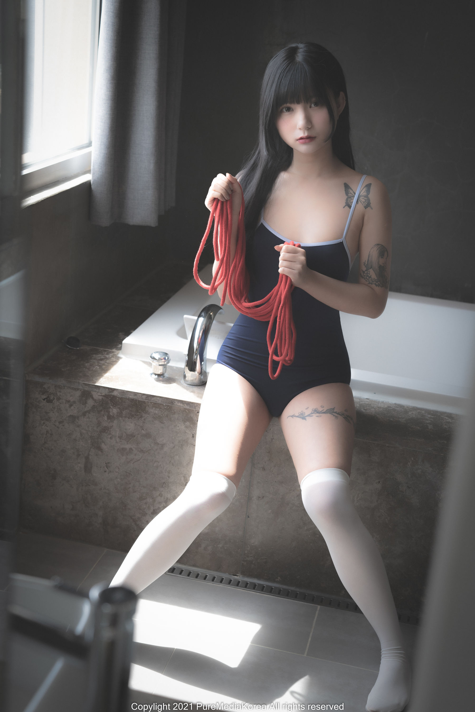 [PURE MEDIA] Vol.073 – Hizzy [77P]