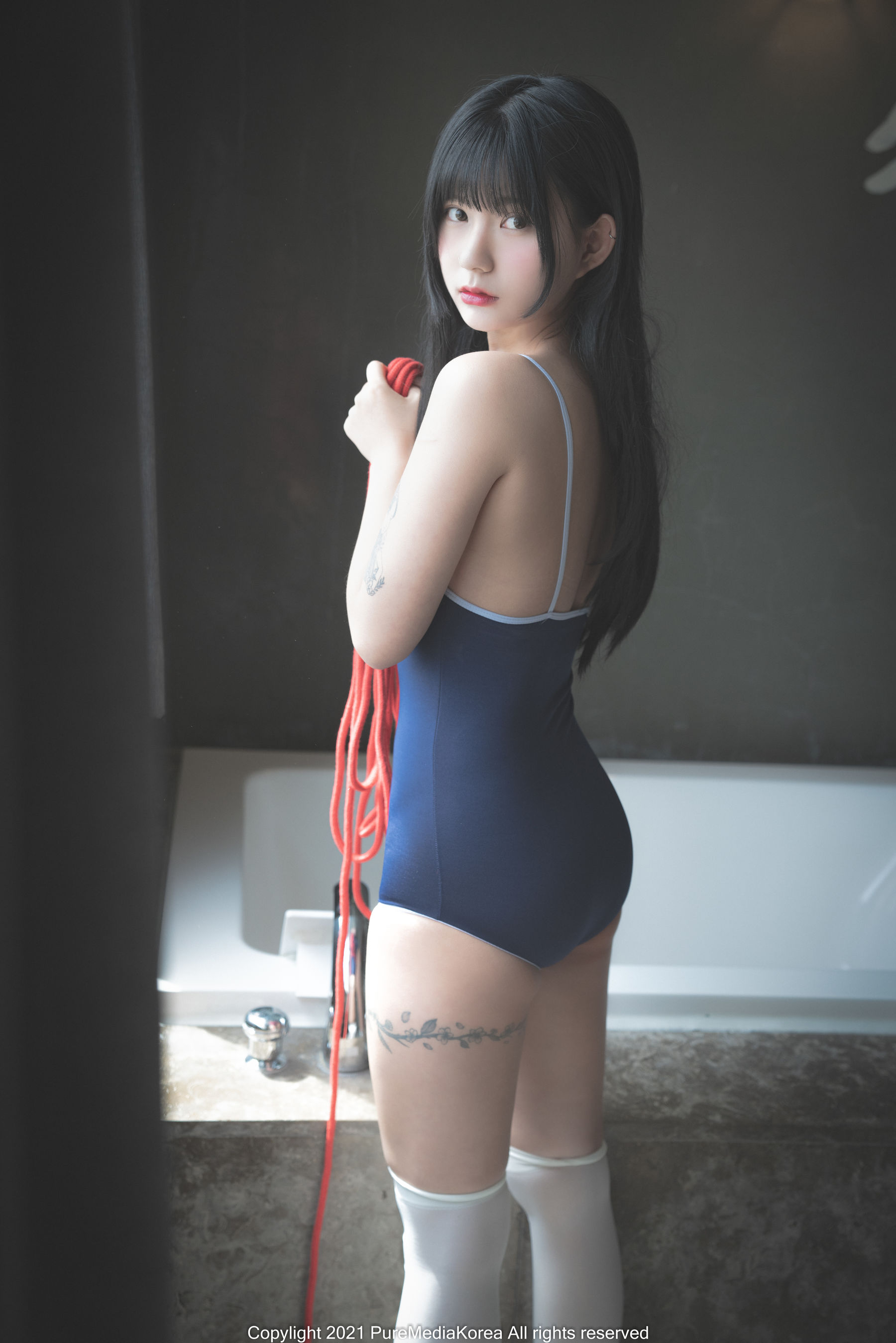 [PURE MEDIA] Vol.073 – Hizzy [77P]