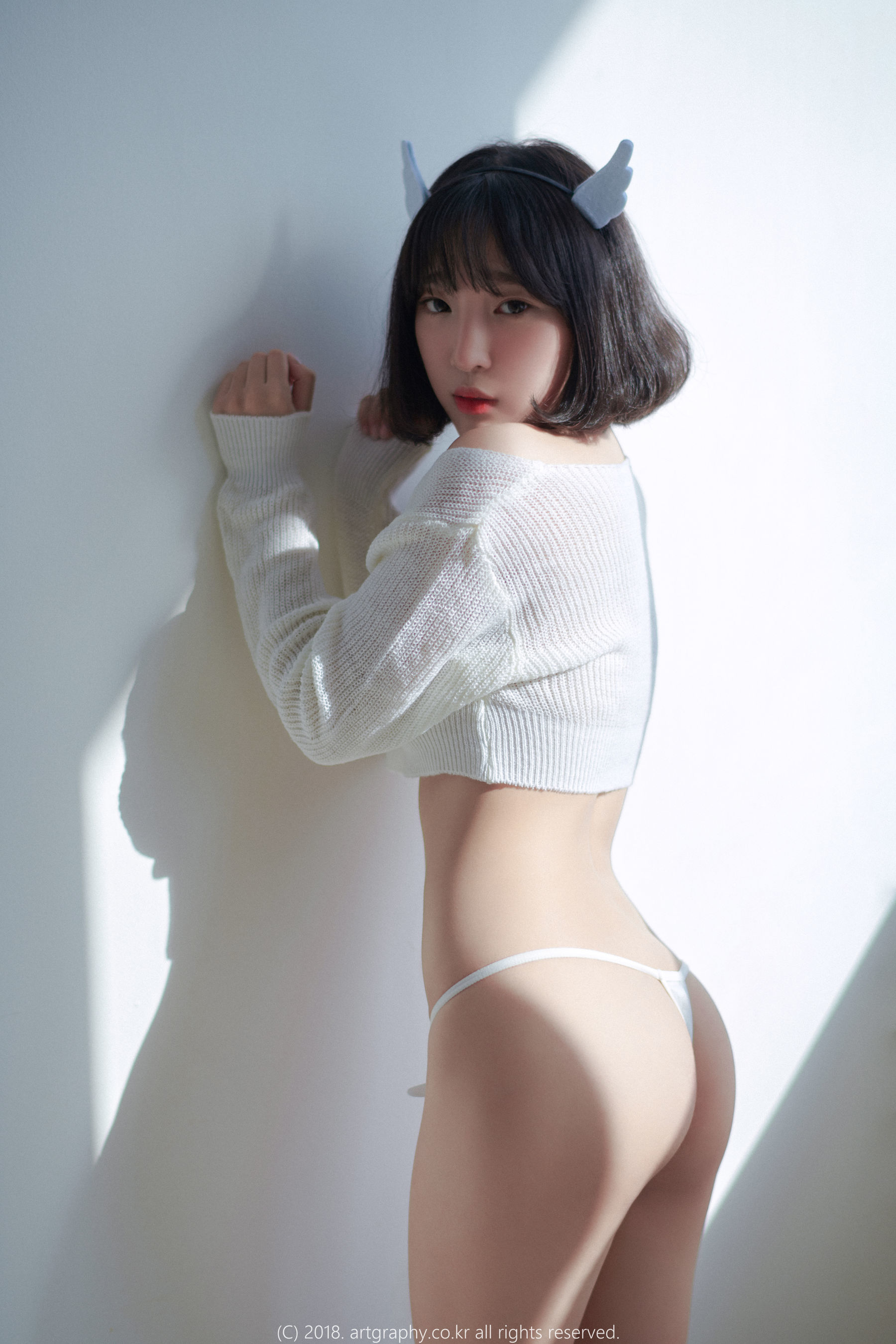 [ARTGRAVIA] VOL.039 姜仁卿 – 白猫少女+奶牛尤物 [48P]