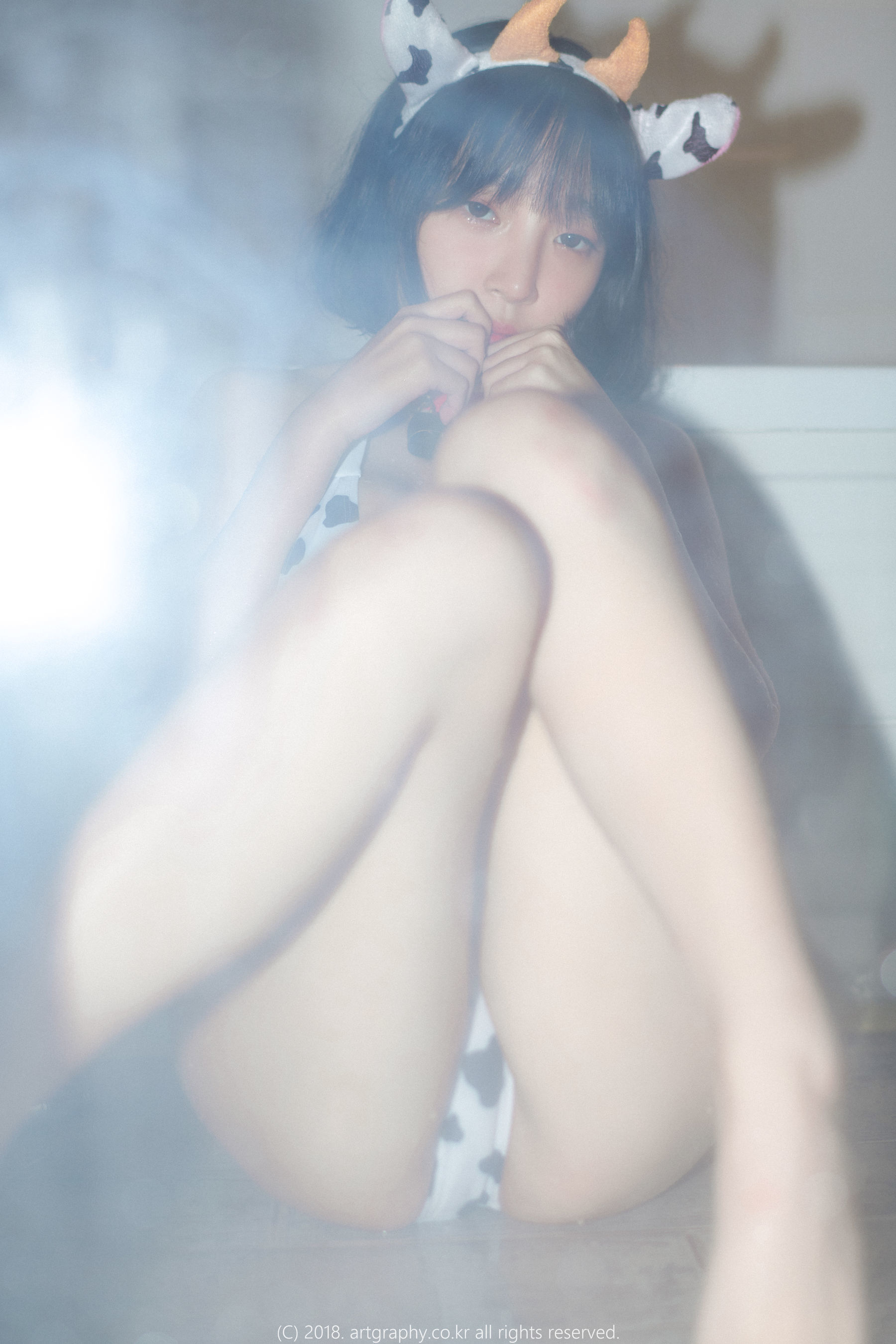 [ARTGRAVIA] VOL.039 姜仁卿 – 白猫少女+奶牛尤物 [48P]