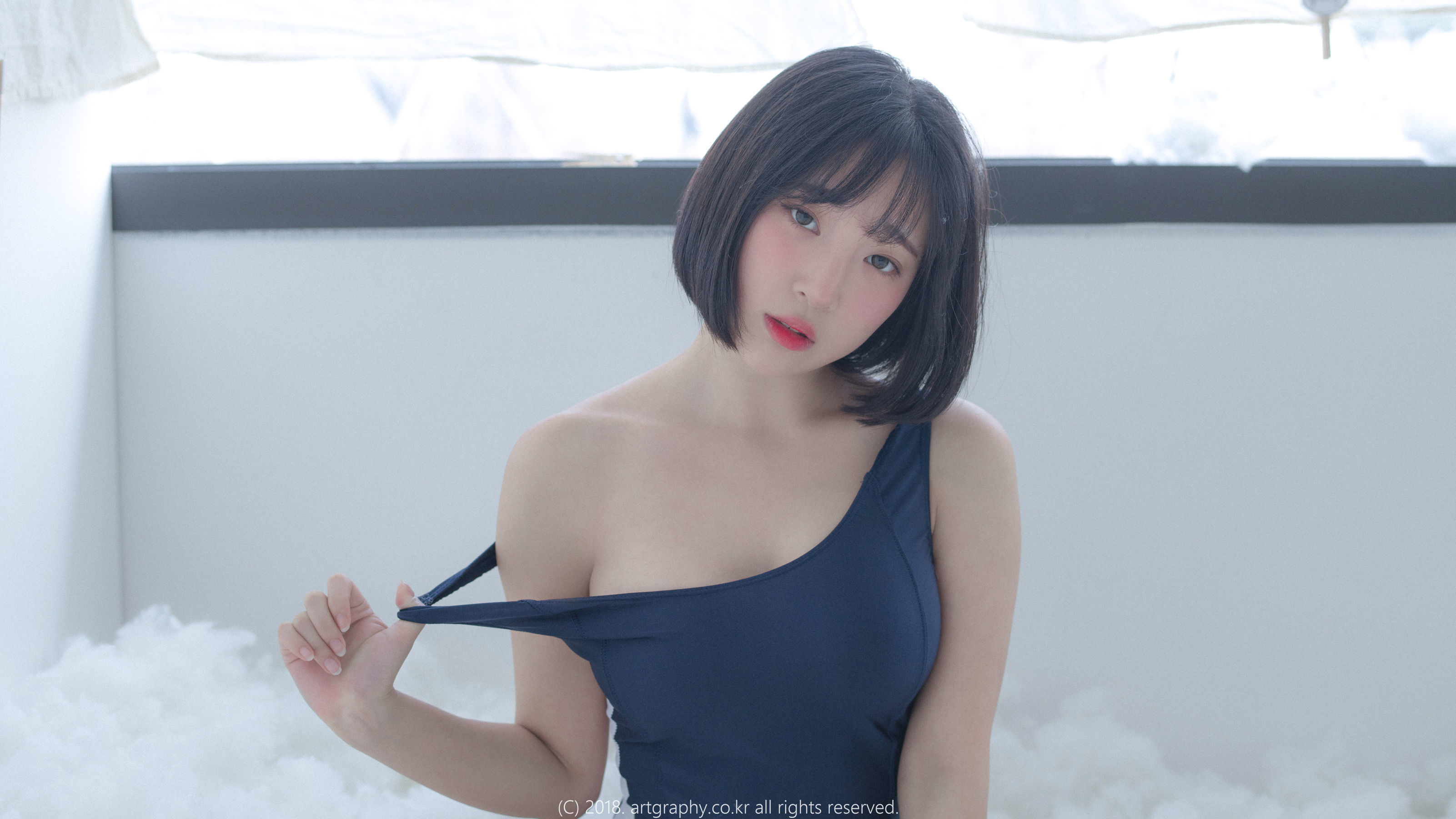 [ARTGRAVIA] VOL.045 姜仁卿 – 死库水+阳台私拍 [53P]