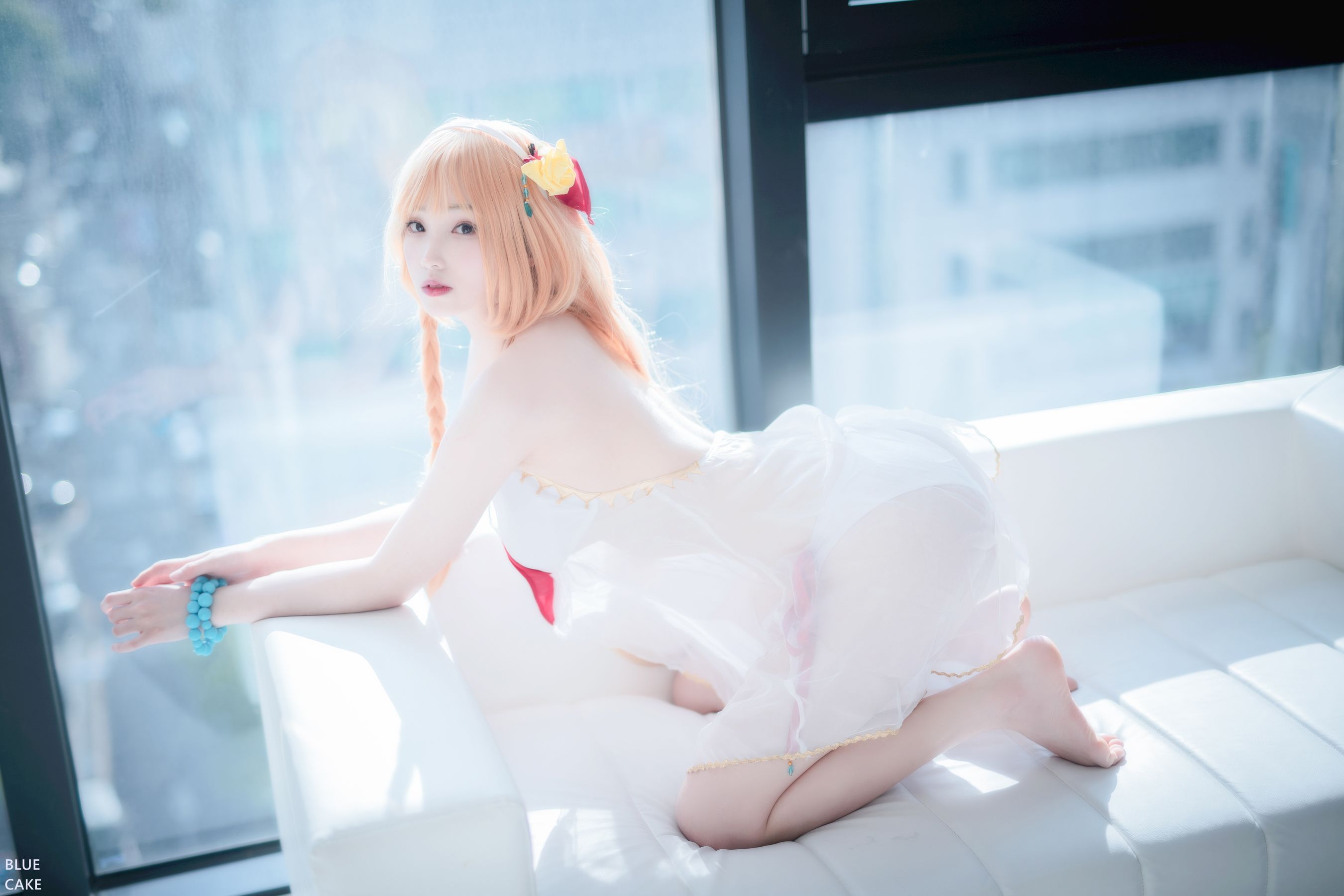 [BLUECAKE] Bambi – Dive Into You + RED.Ver [89P]