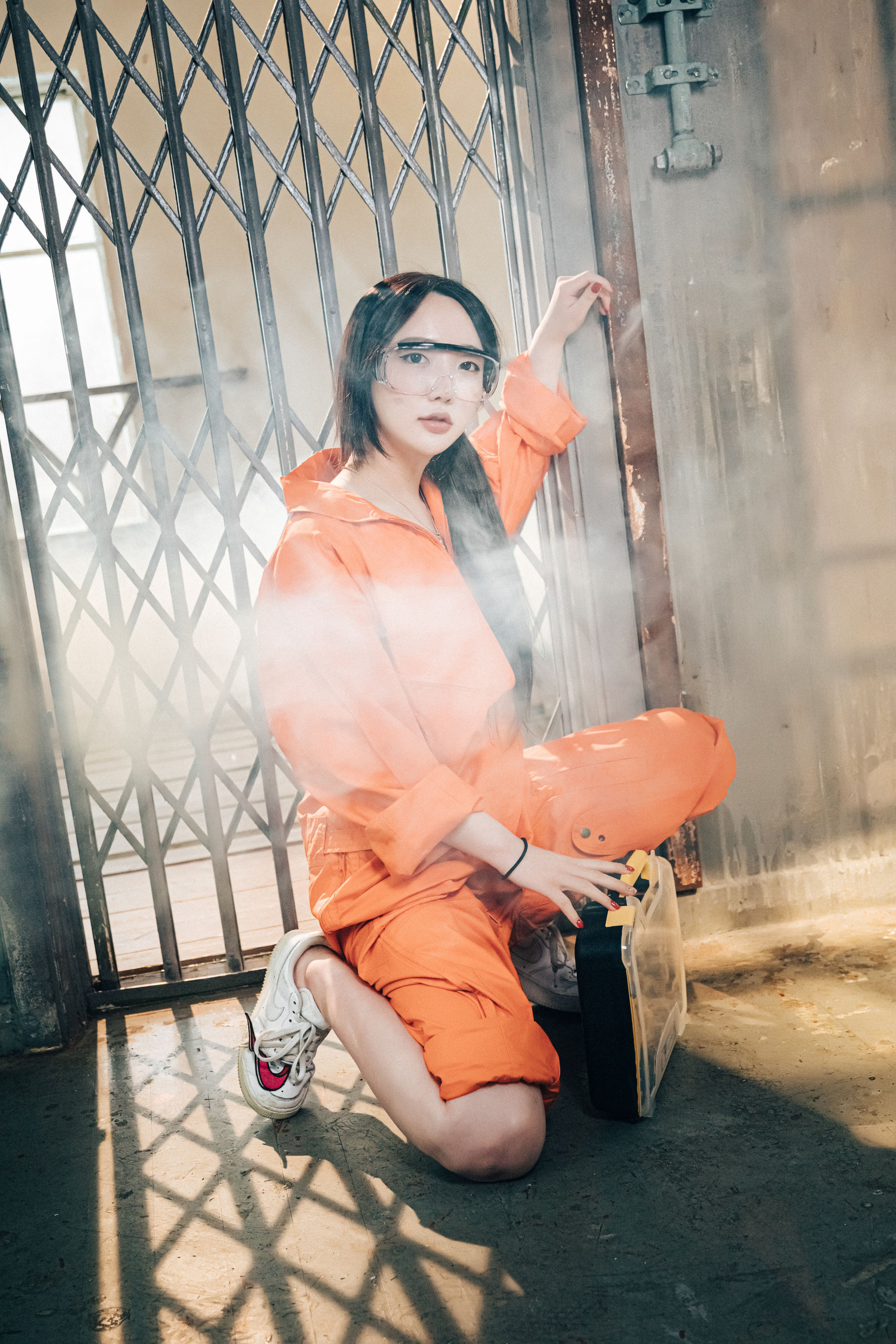 [LOOZY] Yeeun – Where Are My Tools [81P]