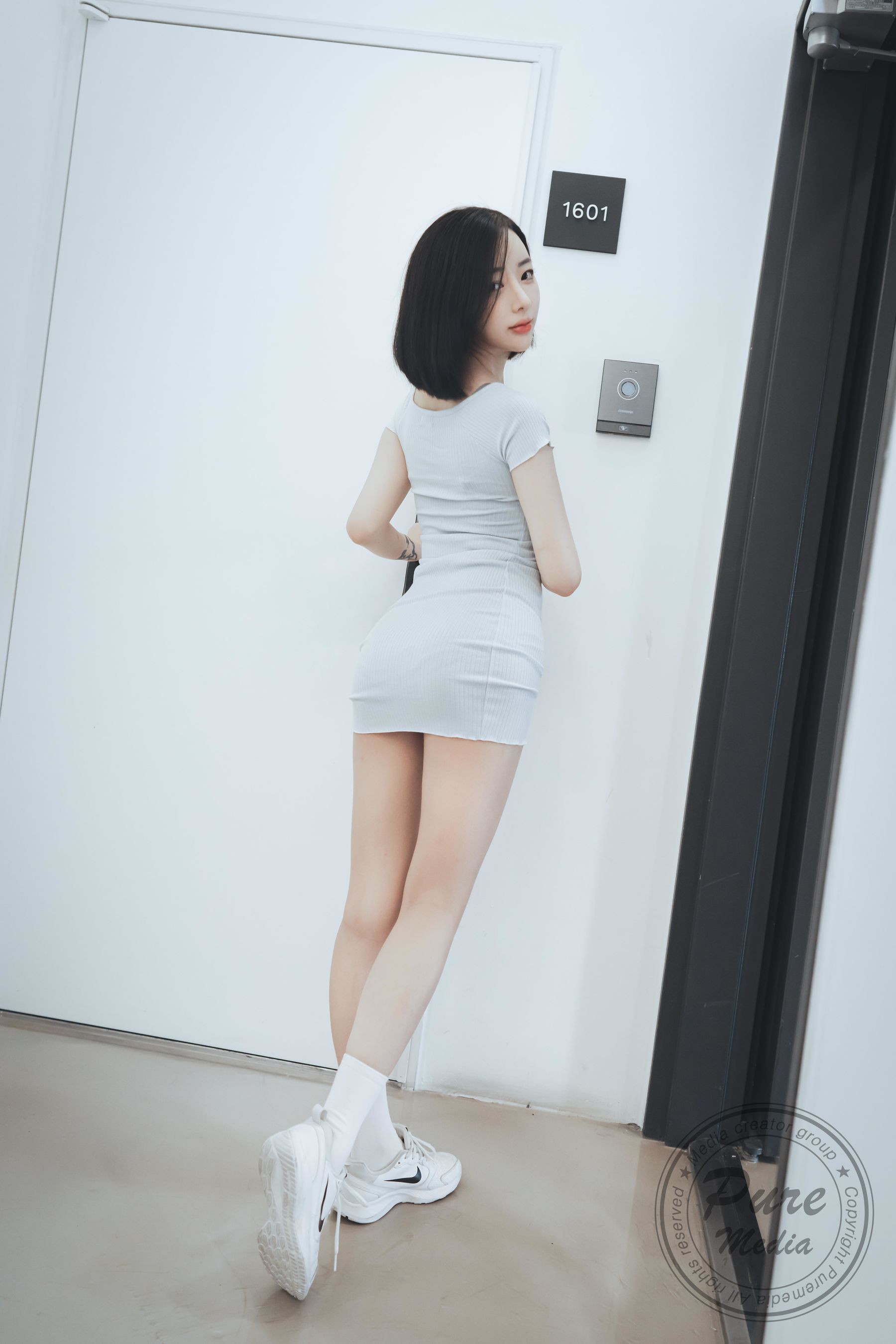 [PURE MEDIA] Vol.193 – Jia [42P]