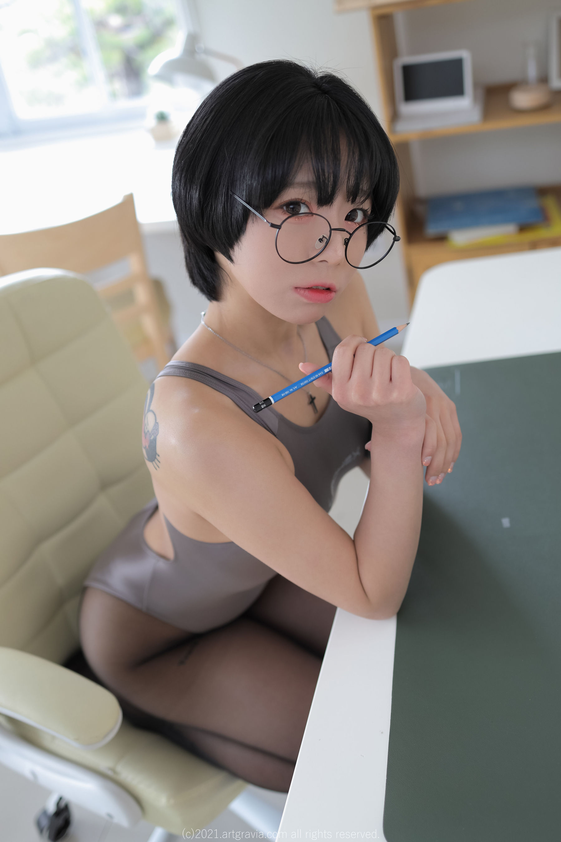 [ARTGRAVIA] VOL.263 Maruemon – 眼镜妹 [75P]