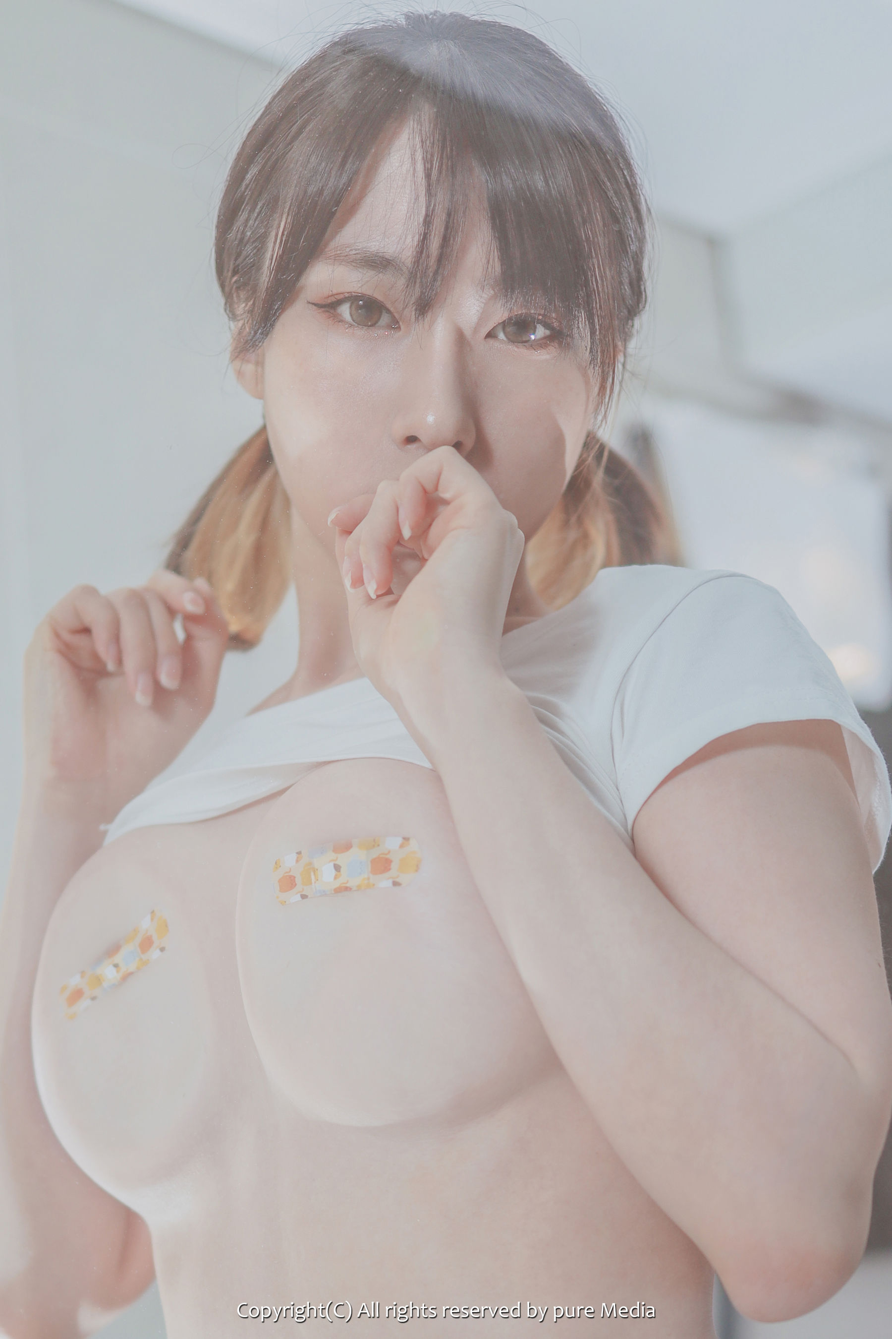 [PURE MEDIA] Vol.103 – Uhye [98P]