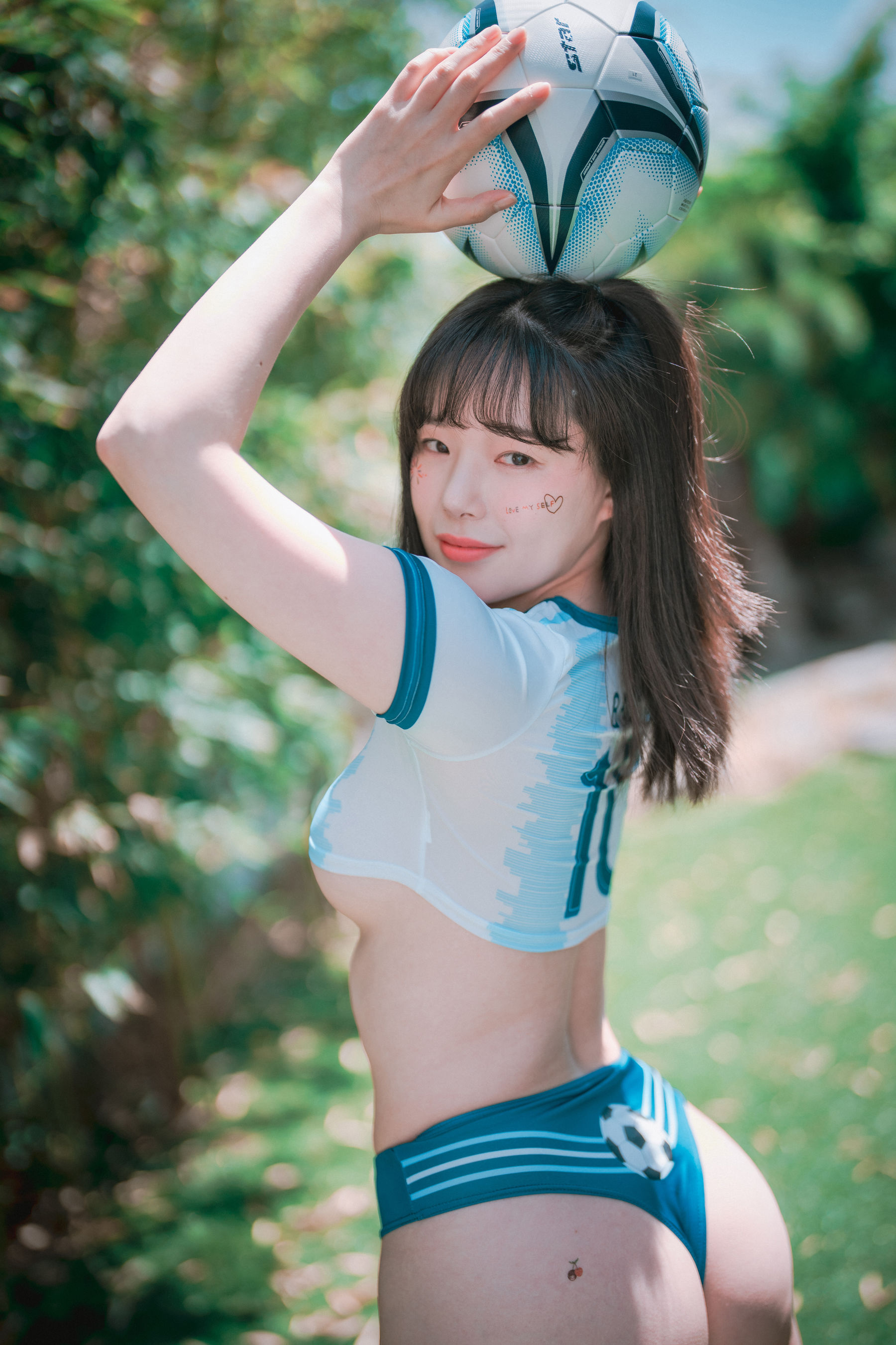 [DJAWA] PIA – Football Star [96P]