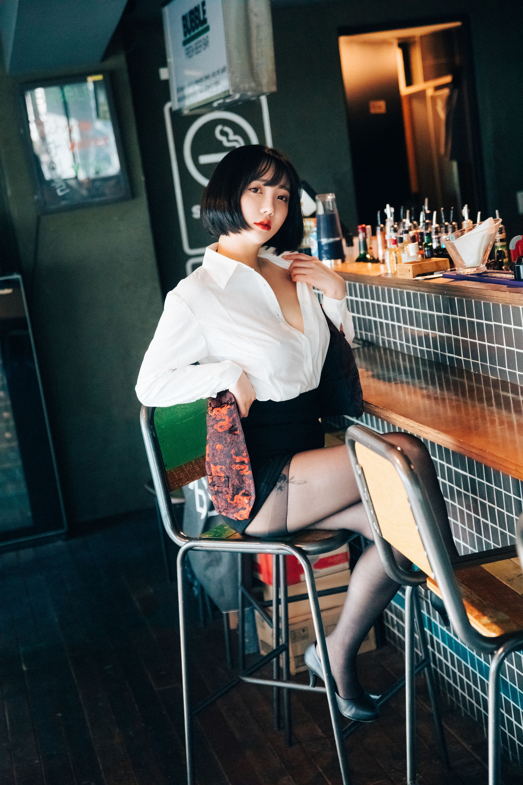 [LOOZY] Yeeun – Tainted Love Bar + S.Ver [101P]