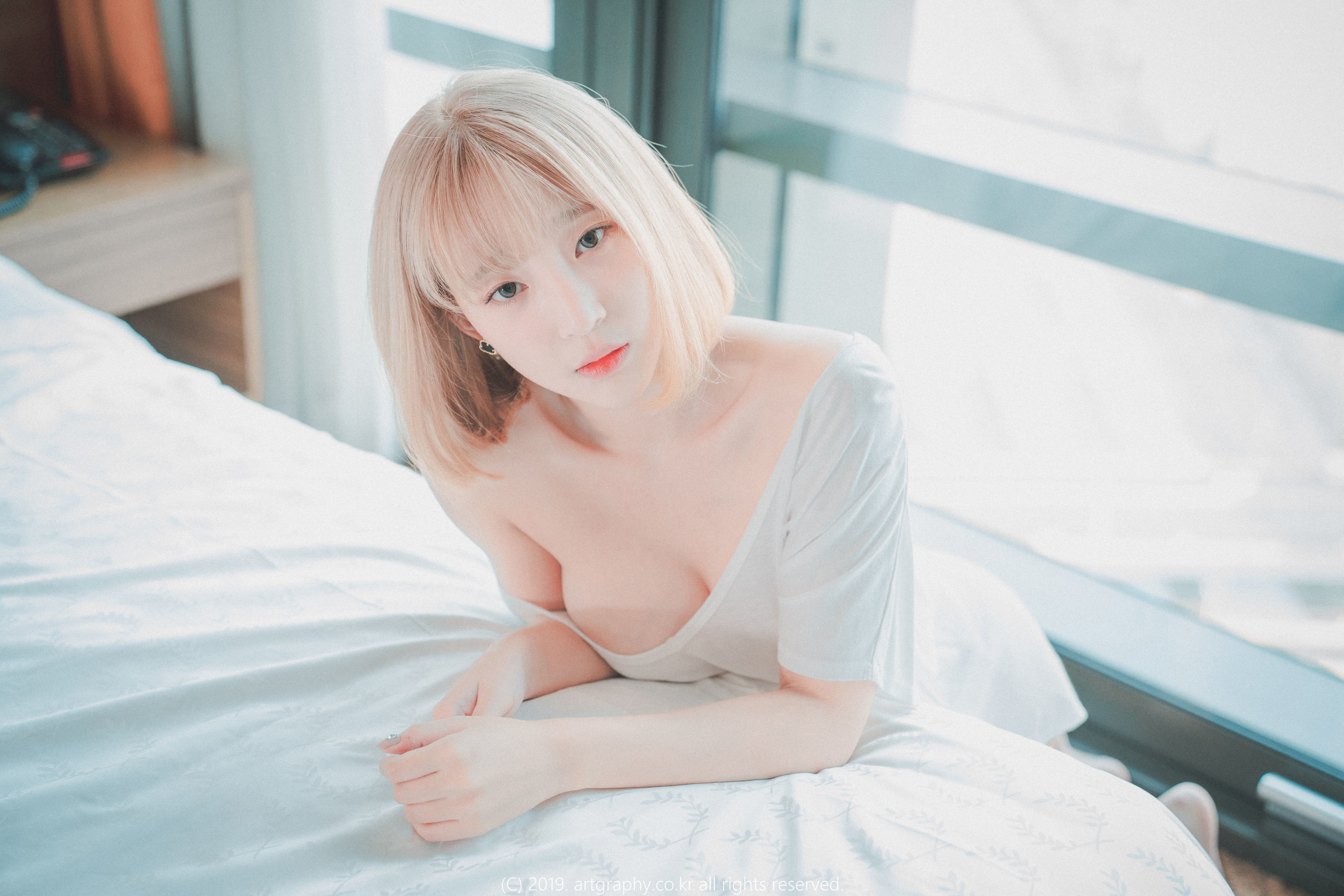 [ARTGRAVIA] VOL.062 姜仁卿 – 丁字裤+T恤衫+网袜兔女郎 [48P]