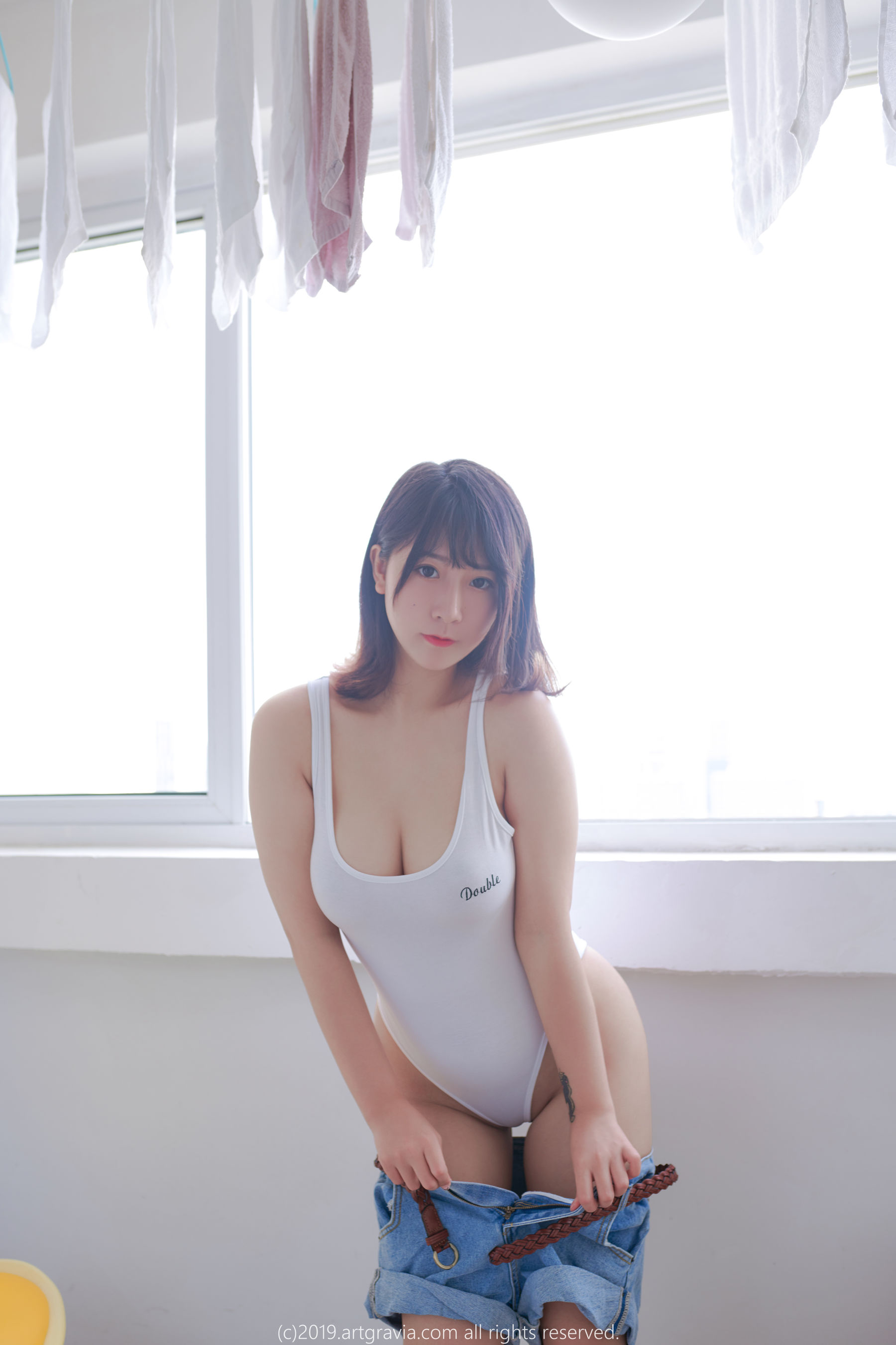 [ARTGRAVIA] 猫九酱Sakura 高叉连体衣&齐逼小短裙 [61P]
