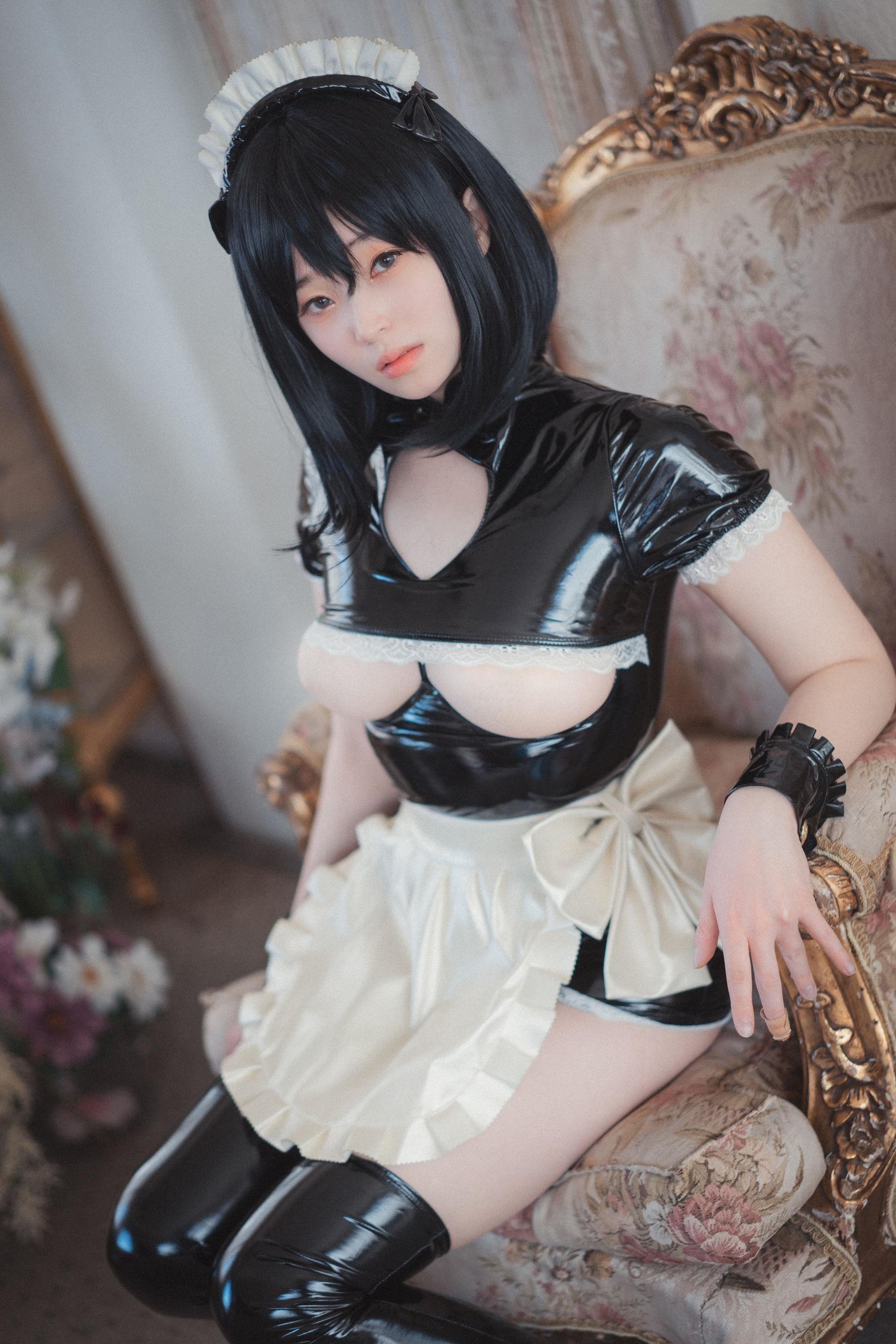 [DJAWA] BamBi – Femme de Chambre en Latex [67P]