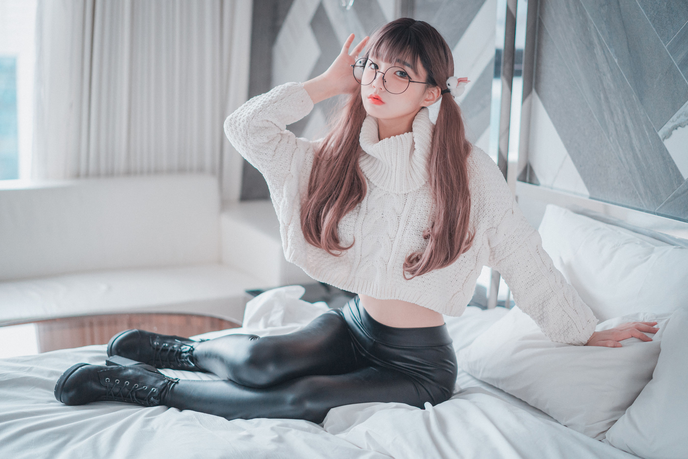 [DJAWA] Jenny – Loose and Tight White [41P]