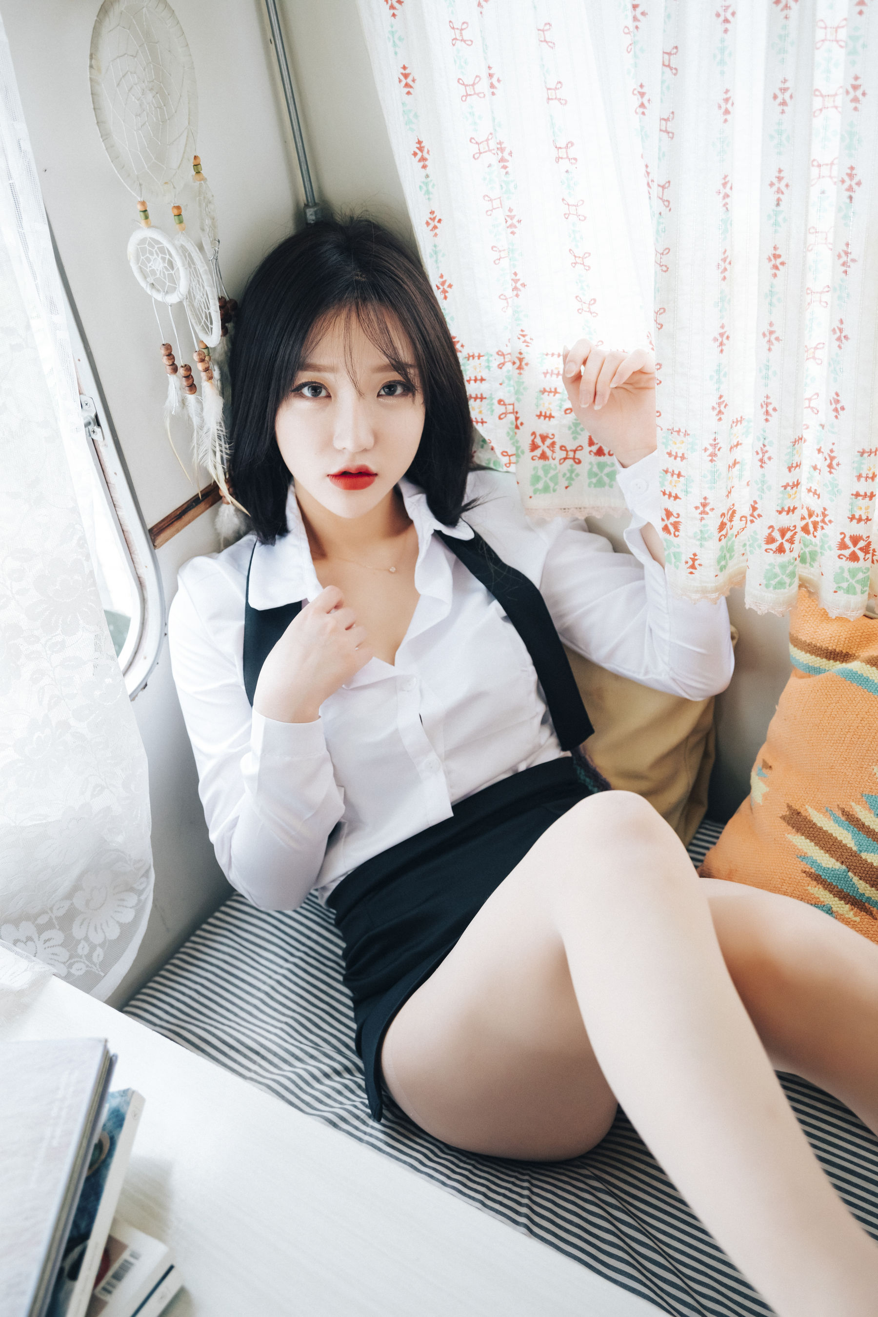 [LOOZY] Yeeun – Officegirl's Vacation Vol.2 [85P]