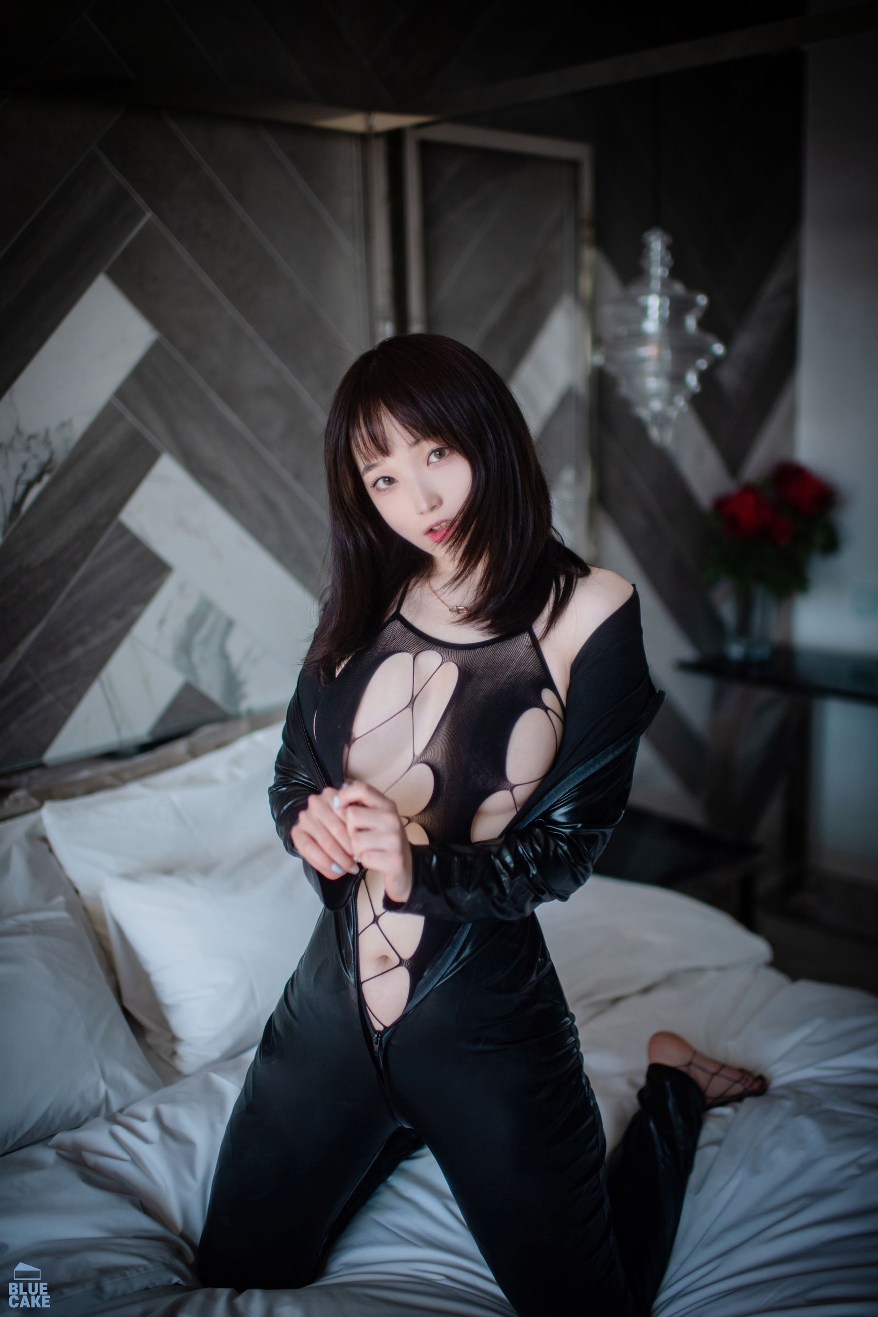 BLUECAKE Bambi – Black Mist [127P]