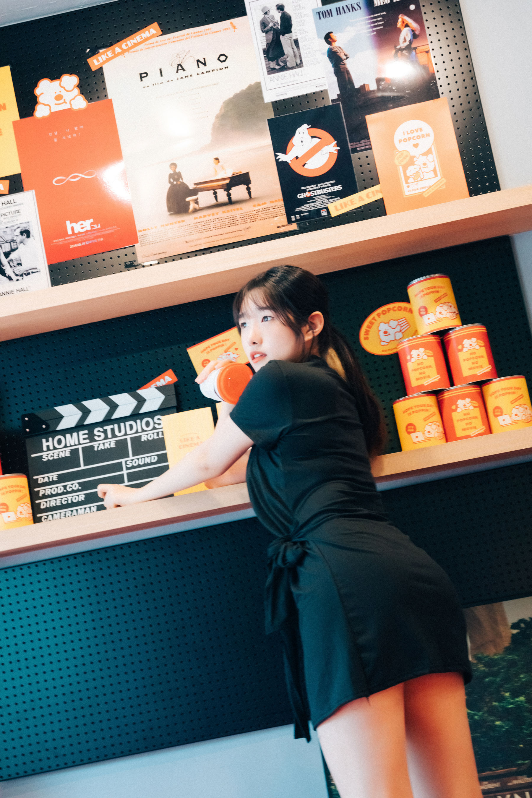 [LOOZY] Sonson – Cinema girl [77P]