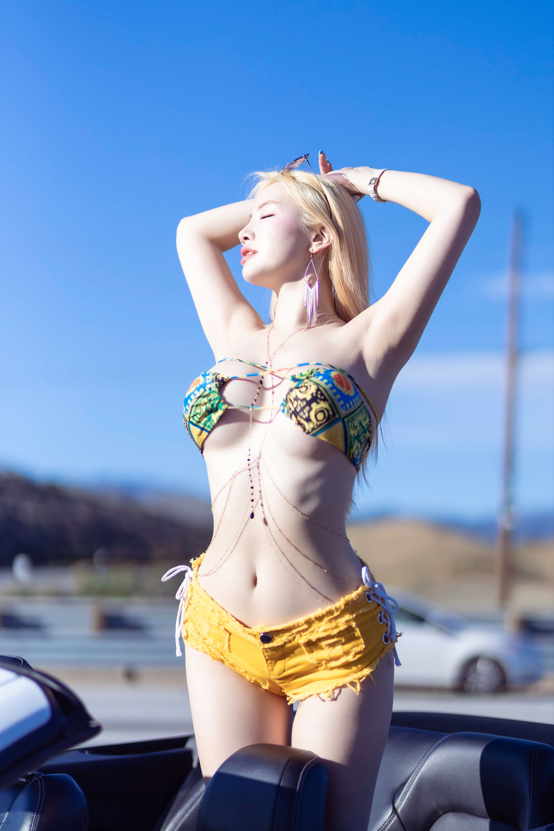 Yebin – In LA [70P]