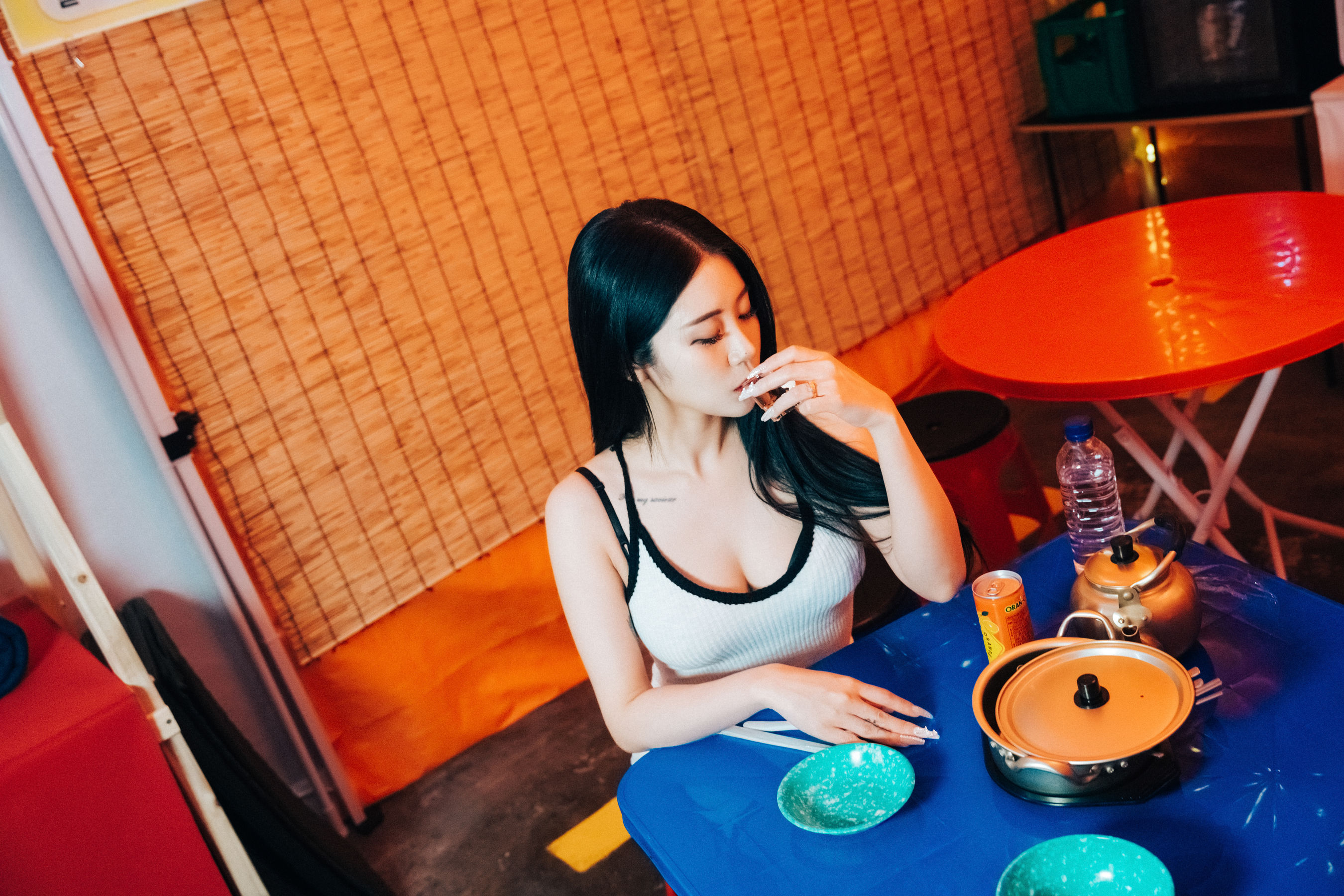 LOOZY Bomi – Street Stall [112P]