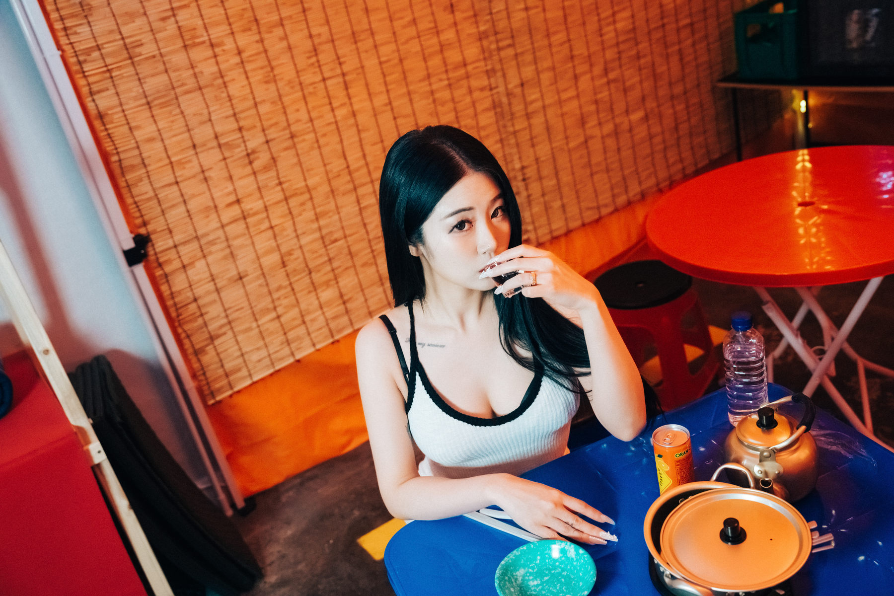 LOOZY Bomi – Street Stall [112P]