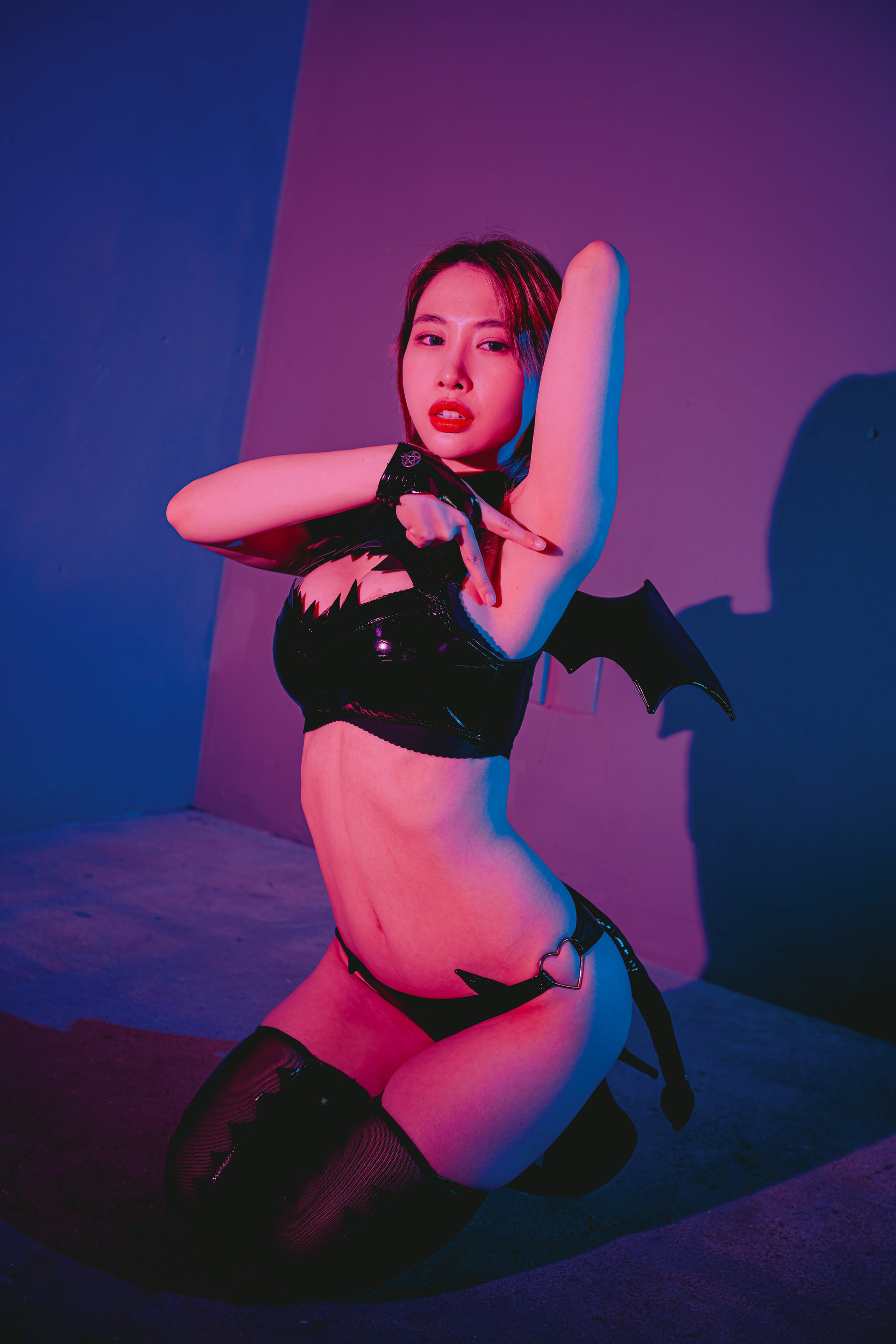 [LIKEY] Uhye – Happy Halloween [110P]