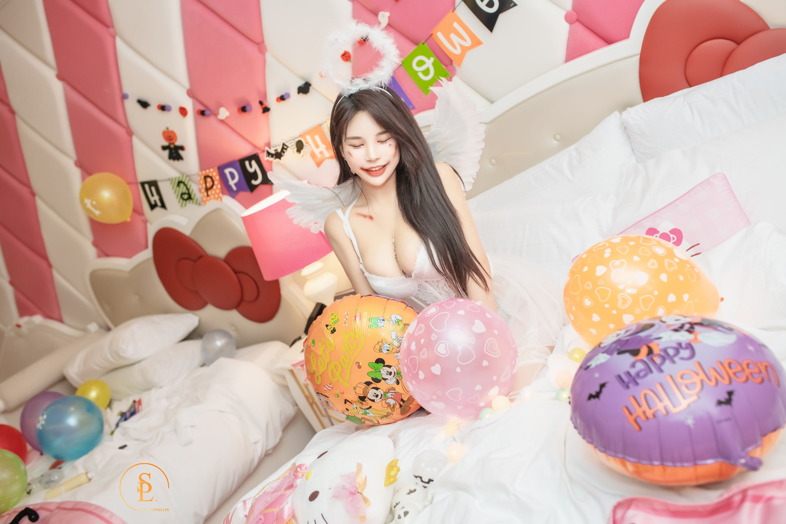 [saintphotolife] Zzyuri – Vol.16 Pink Halloween [58P]