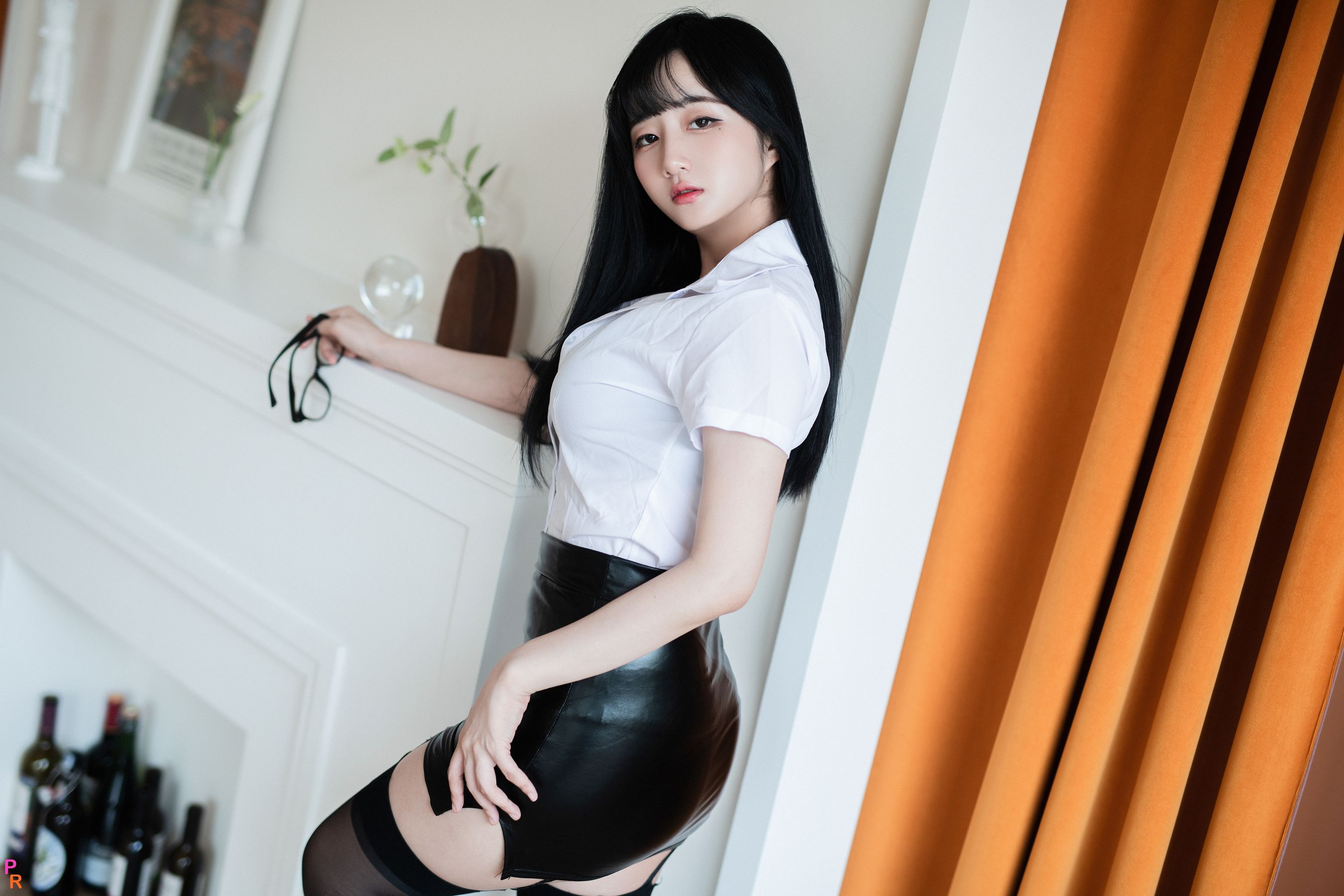 [PINK RIBBON] Jina – Succubus secretary [50P]