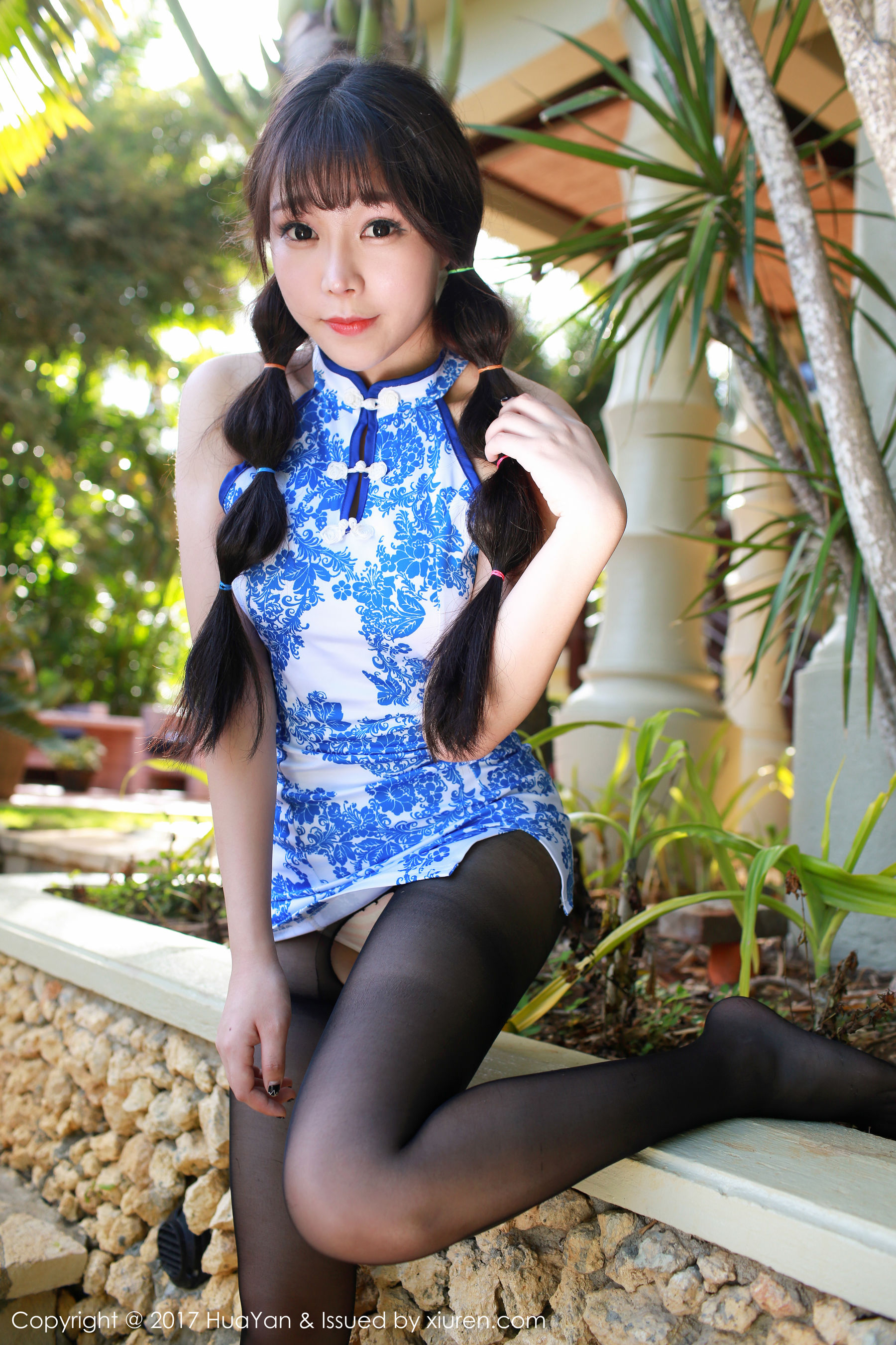 芝芝Booty《旗袍+黑丝》 HUAYAN 花の颜 VOL.026 [73P]