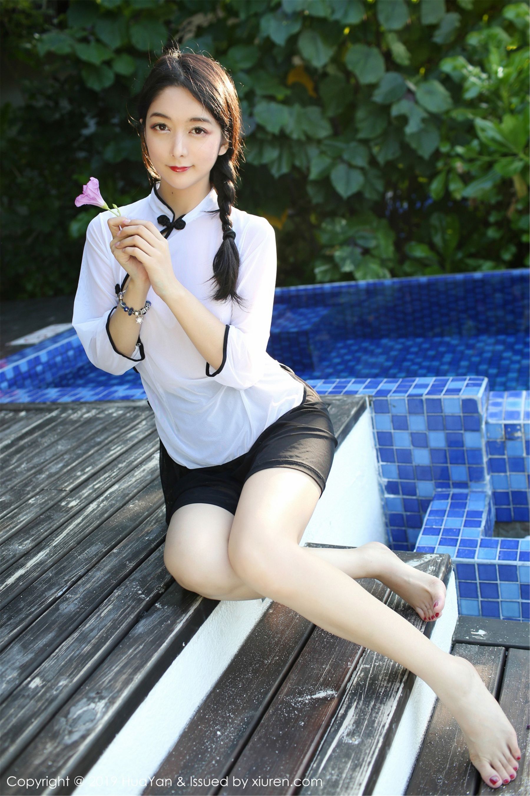 HUAYAN 花の颜 Vol.065 Angela喜欢猫 [41P]