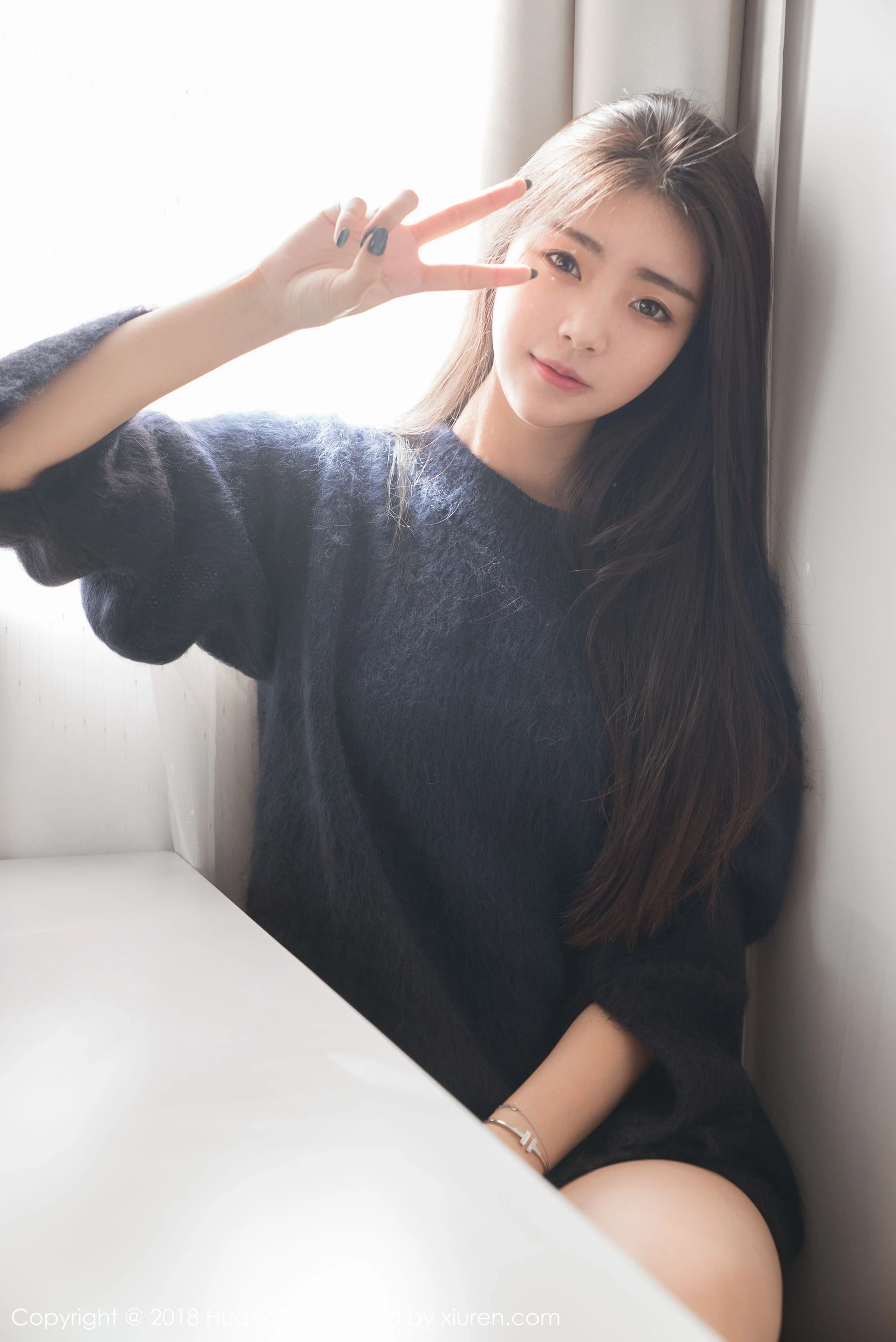 可樂Vicky《毛衣+白衬衫》 花漾 Vol.027