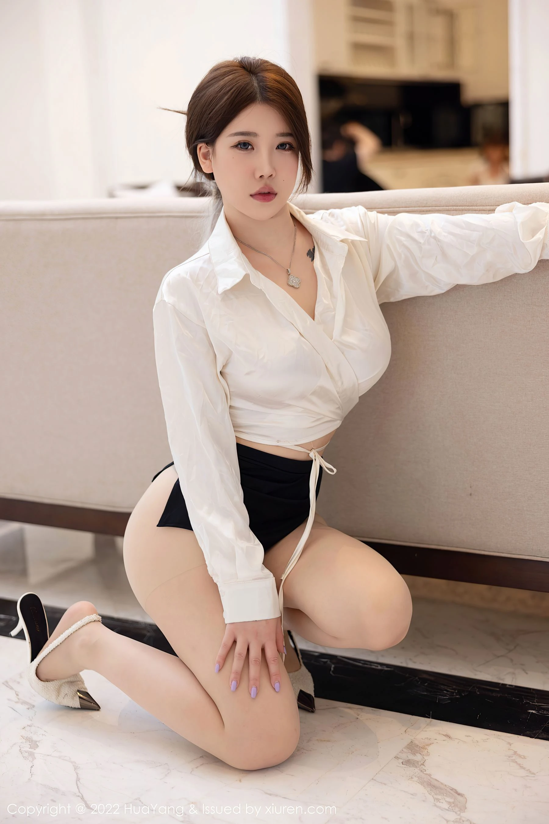 花漾 VOL.516 小海臀Rena 丝袜短裙