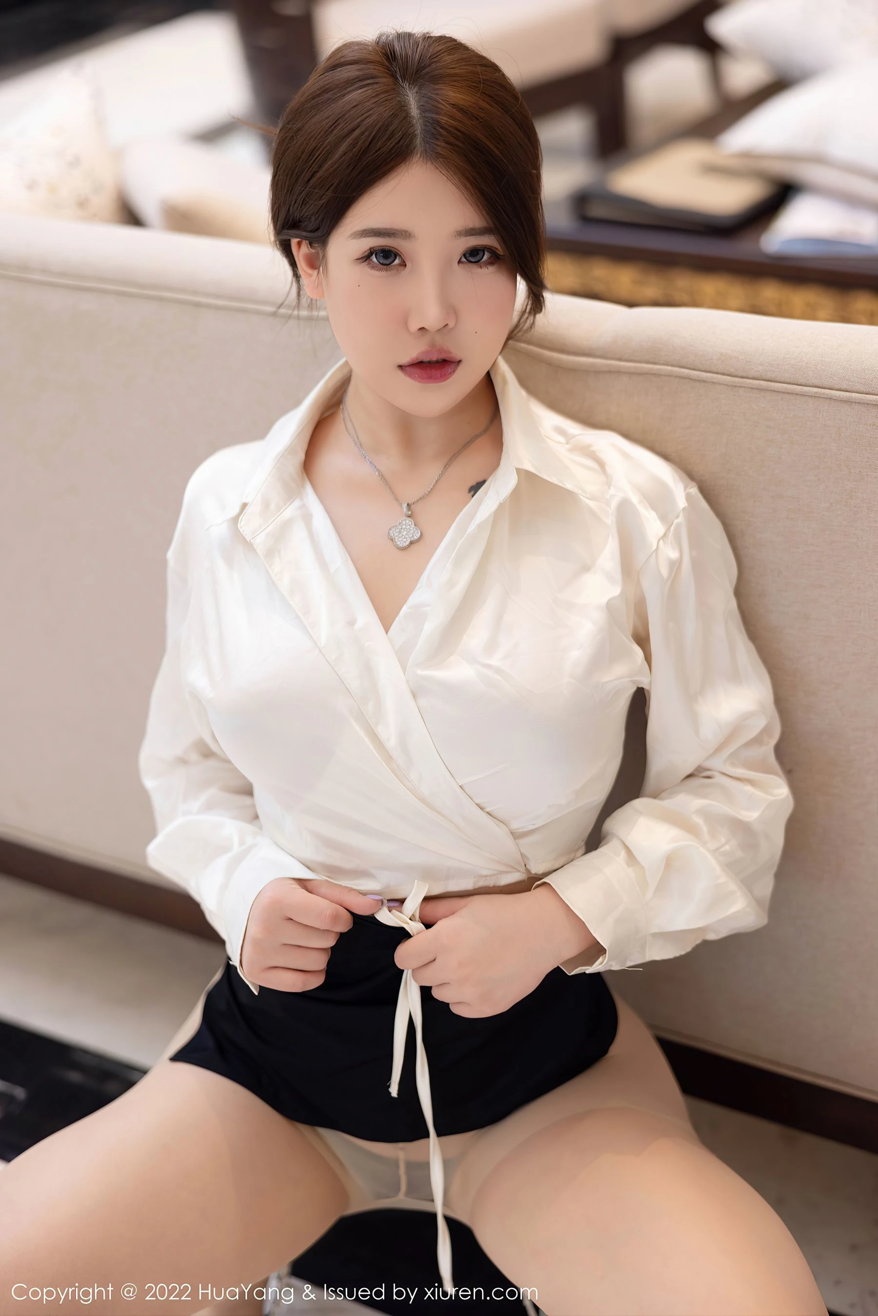 花漾 VOL.516 小海臀Rena 丝袜短裙