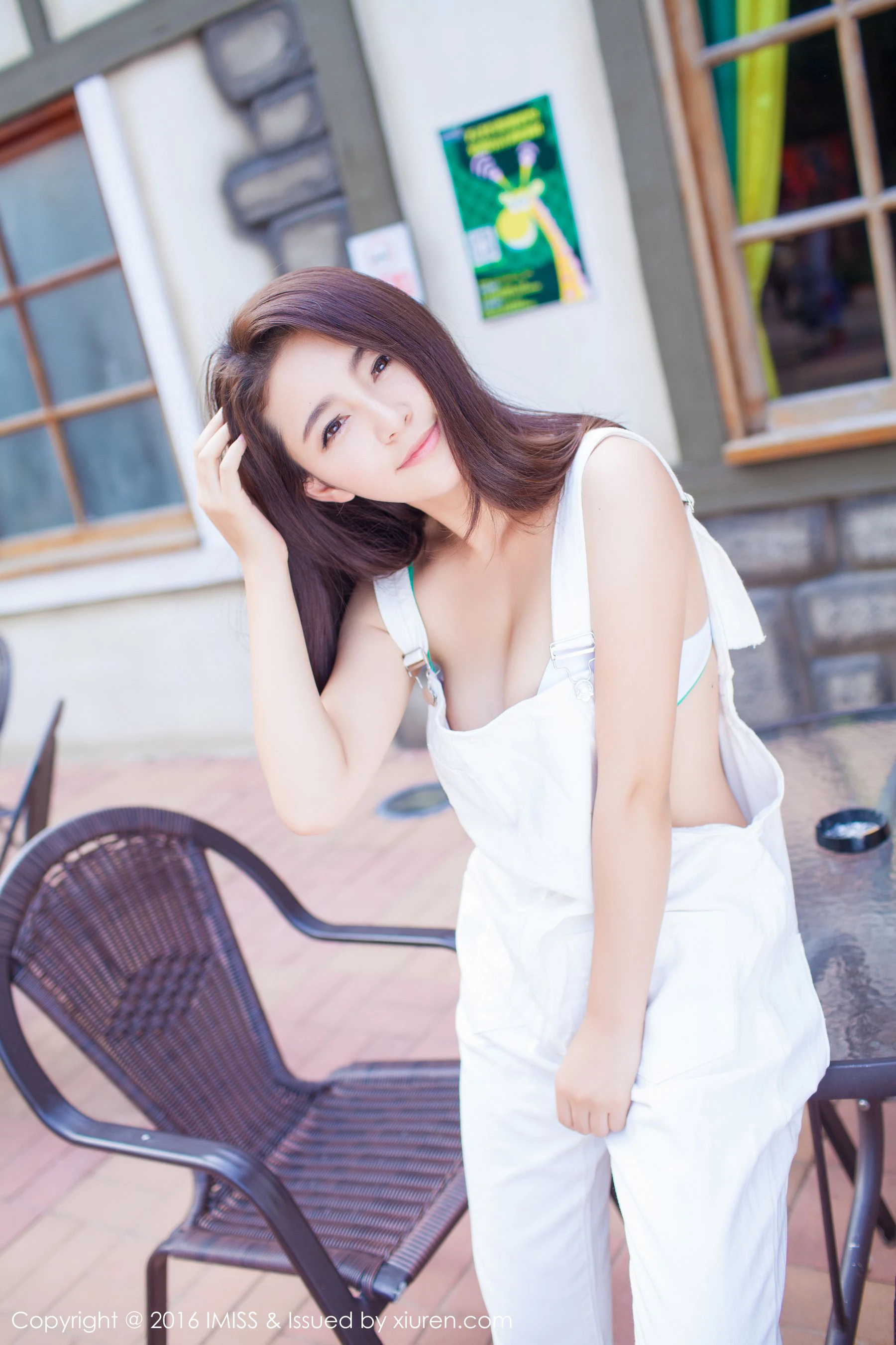 夏茉GIGI《2套服饰街拍》 爱蜜社IMiss Vol.066