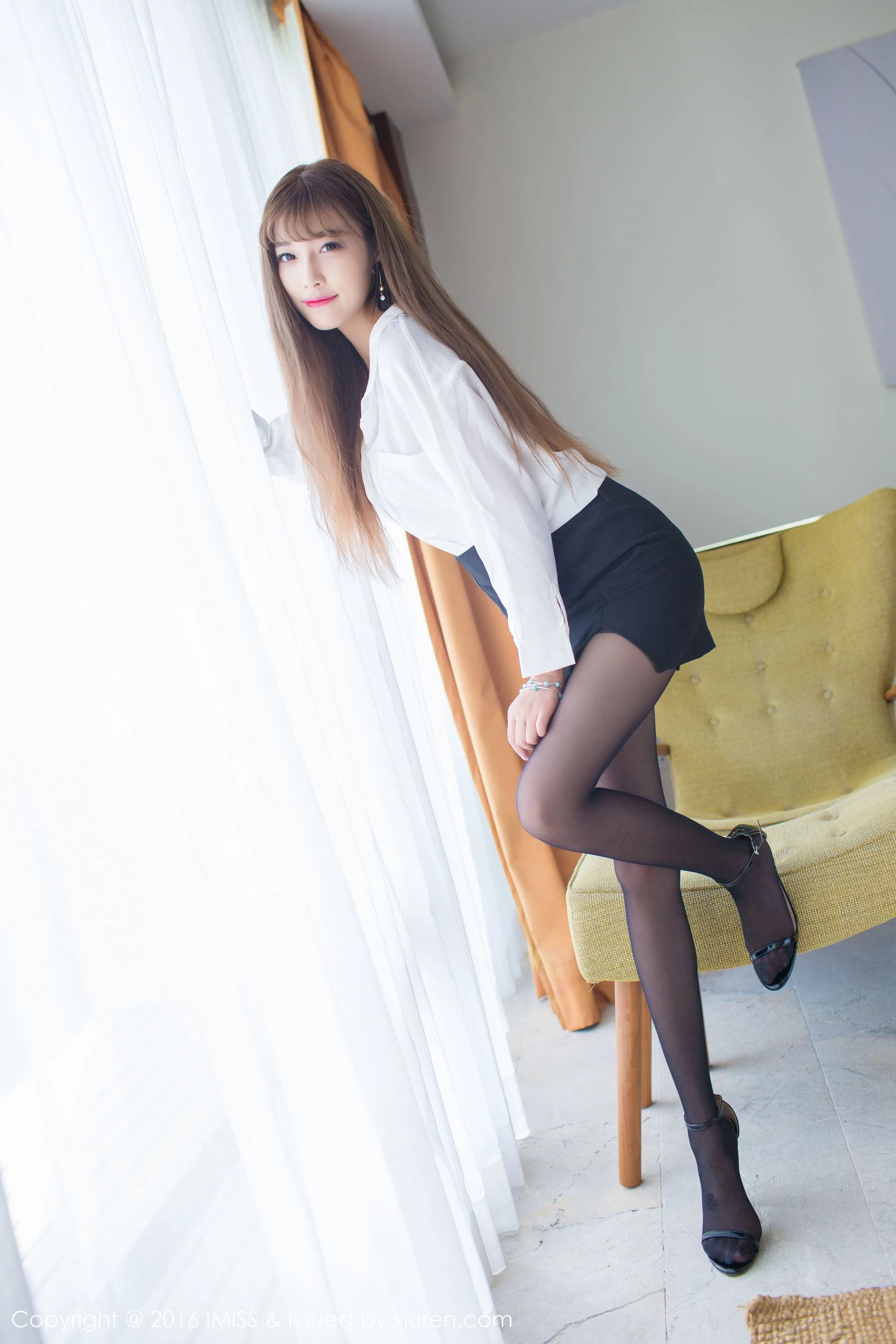sugar小甜心CC《黑丝OL+白丝LOLITA》 爱蜜社IMiss Vol.140