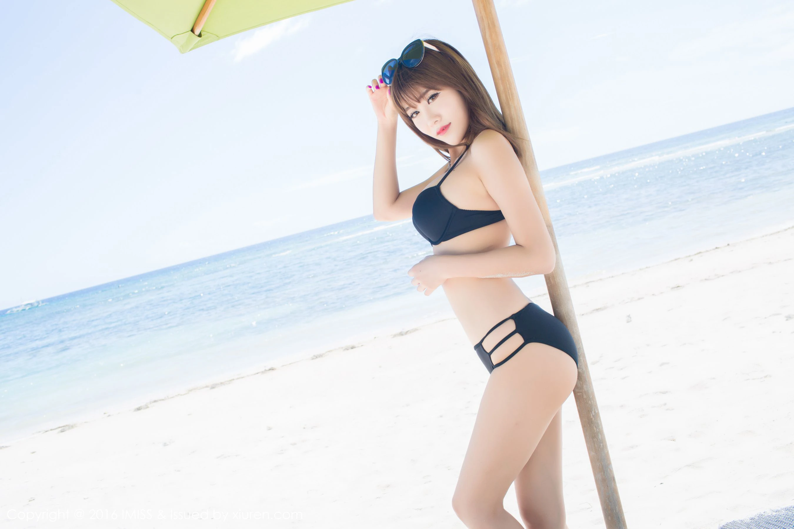 程小烦不烦《性感比基尼+蕾丝马甲内衣》 爱蜜社IMiss Vol.059