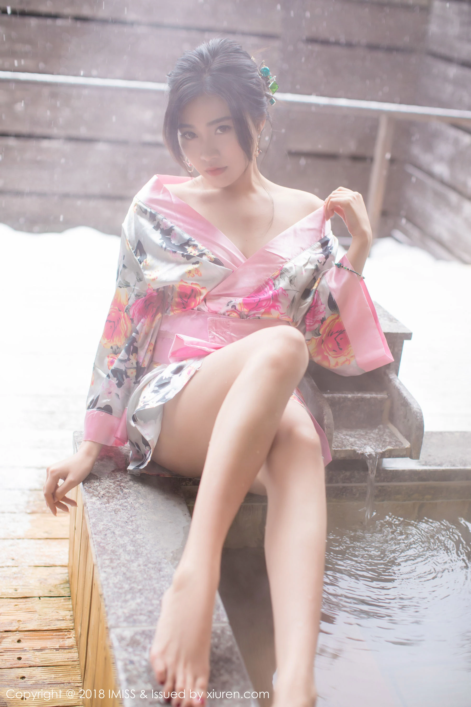 许诺Sabrina《浴池和服+蕾丝美腿》 爱蜜社IMiss Vol.221