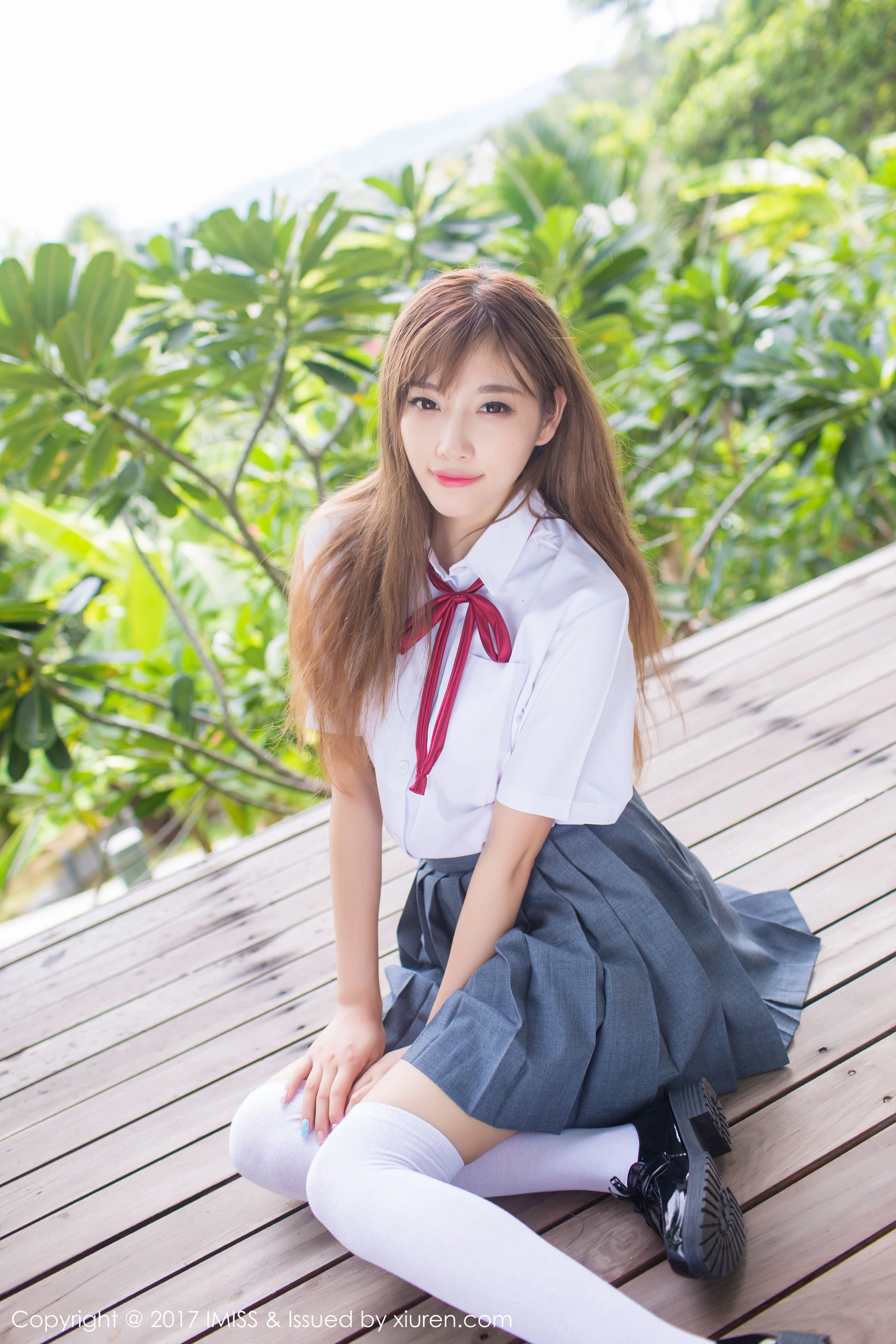 杨晨晨sugar《室外校服系列》 爱蜜社IMiss VOL.195